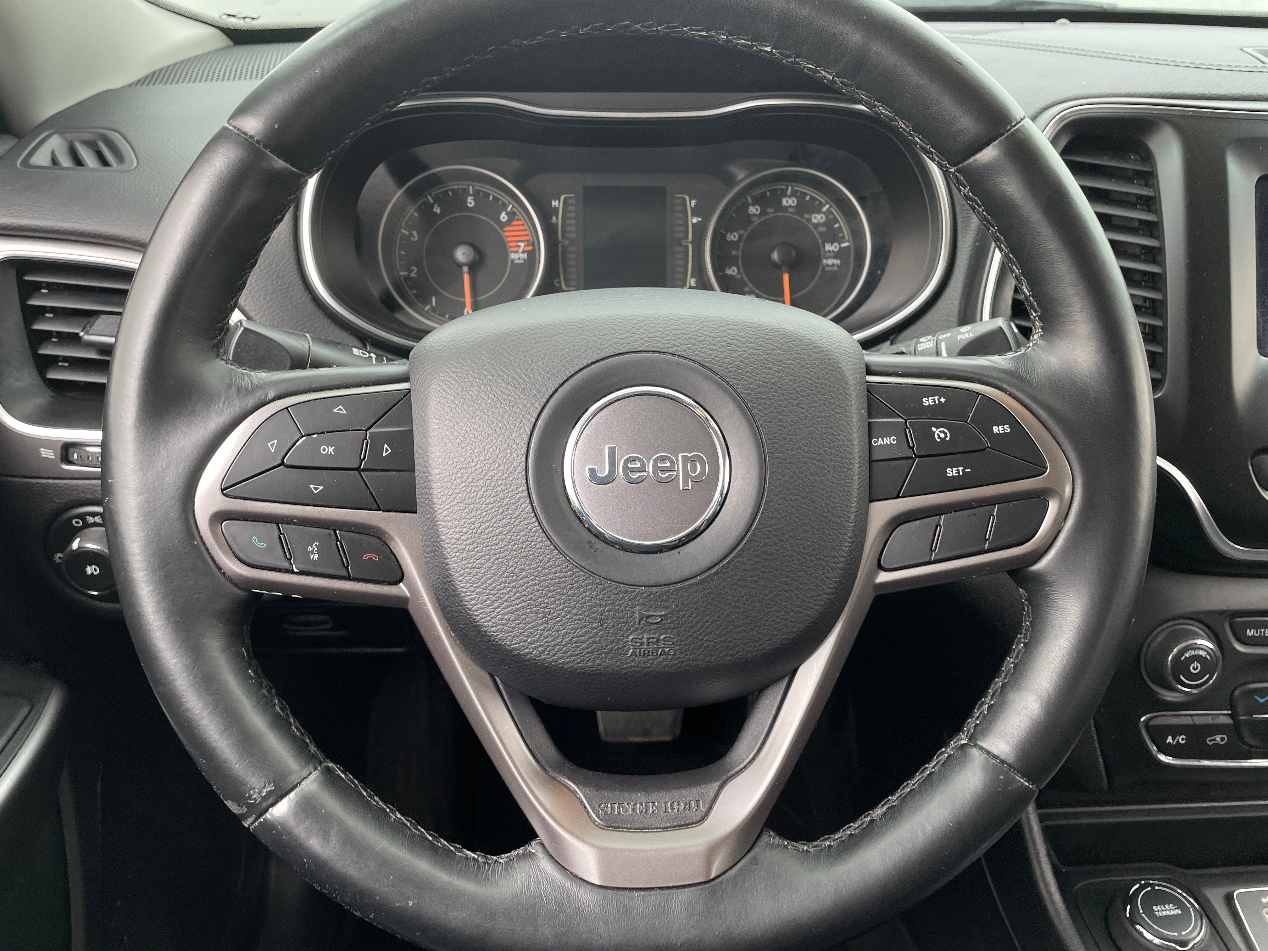 2019 Jeep Cherokee Latitude 4