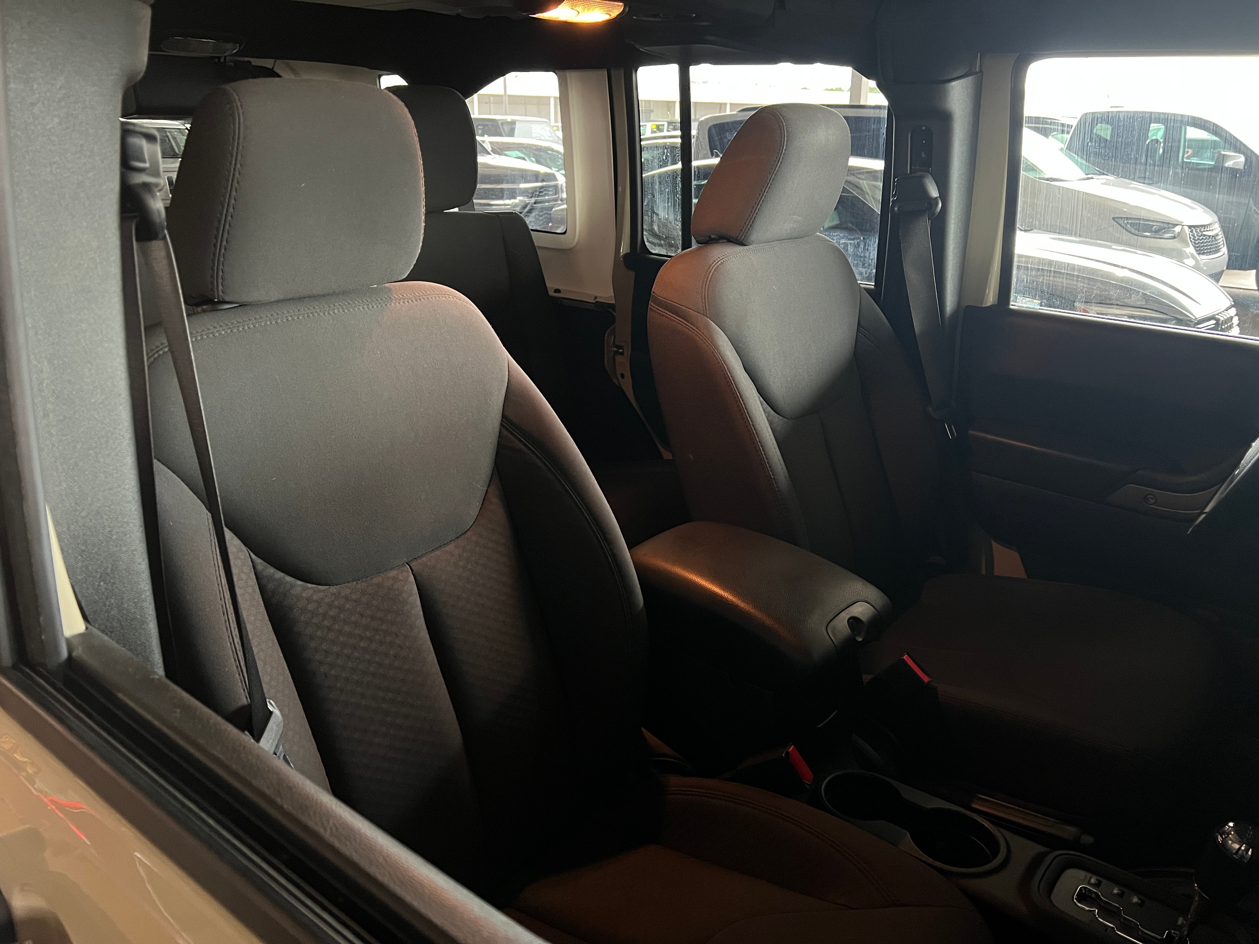 2017 Jeep Wrangler Unlimited Sport S 2