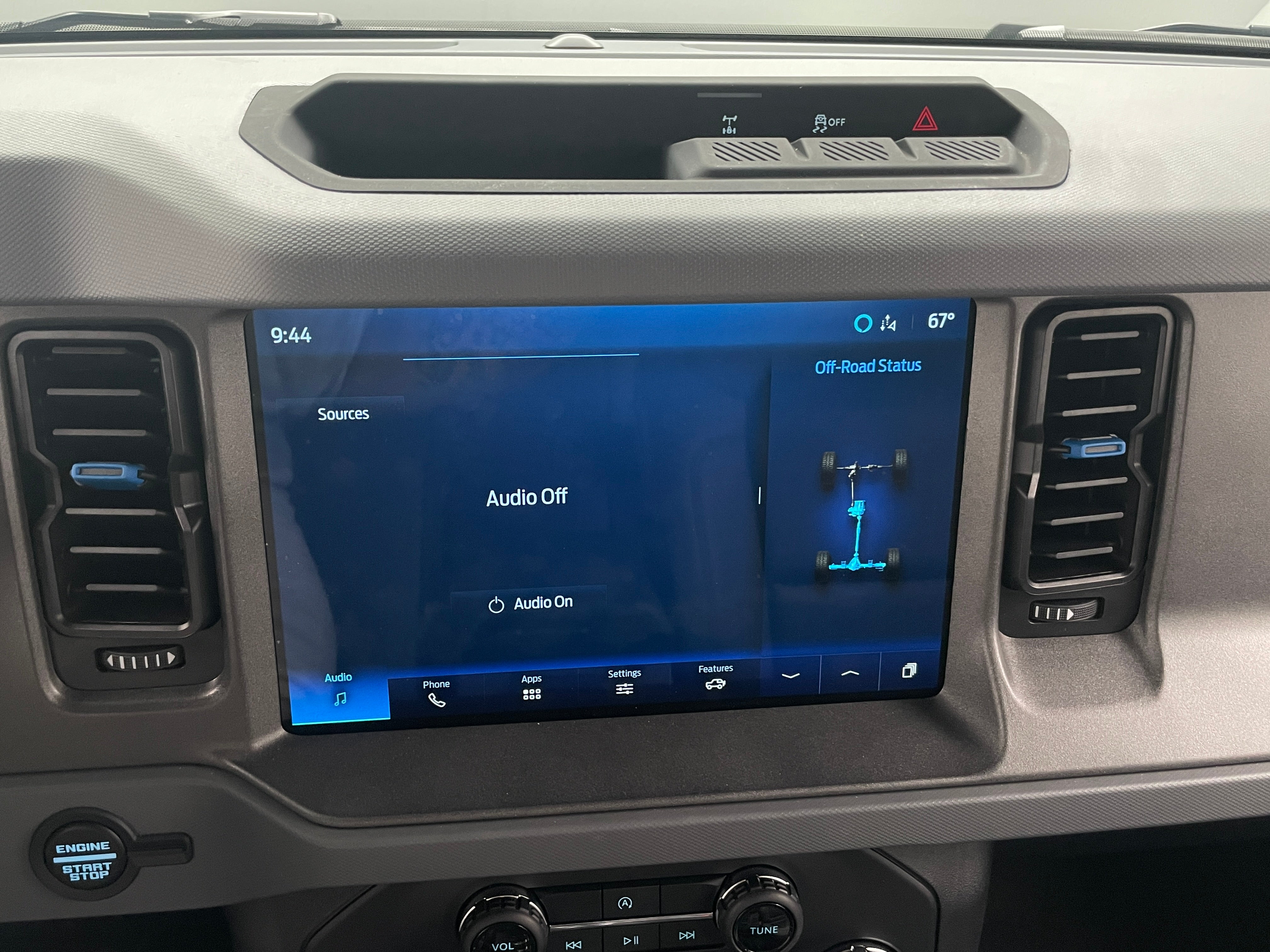 2024 Ford Bronco Black Diamond 4