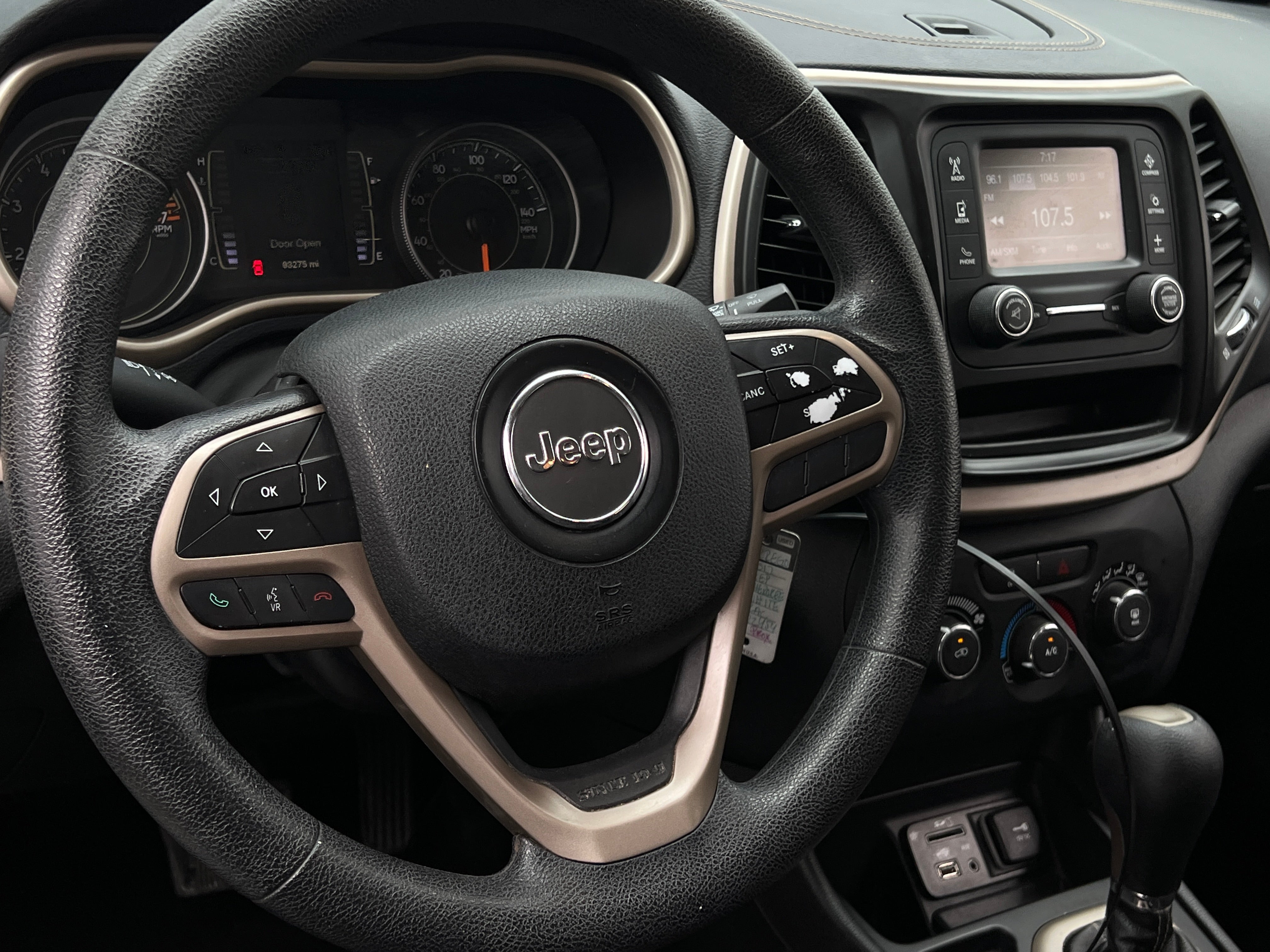 2017 Jeep Cherokee Sport 5