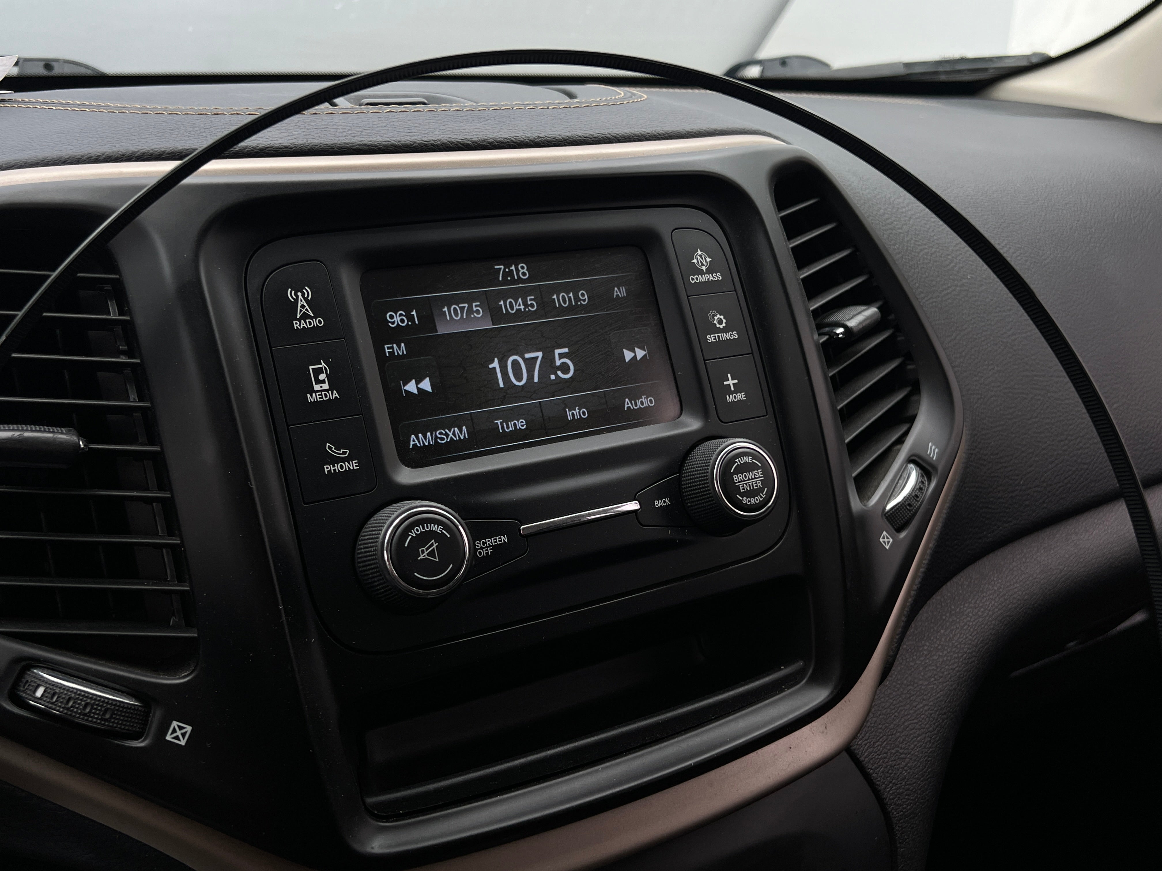 2017 Jeep Cherokee Sport 4