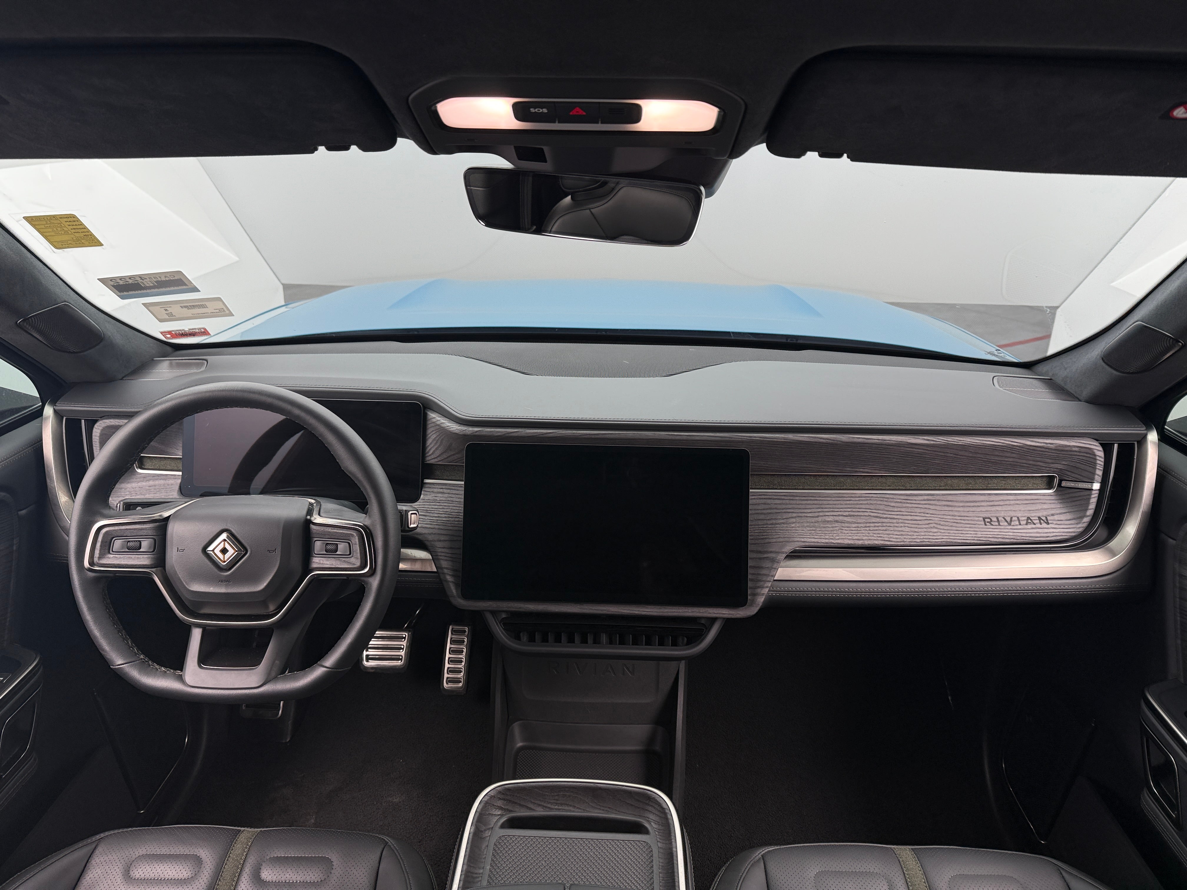 2023 Rivian R1S Launch Edition 2