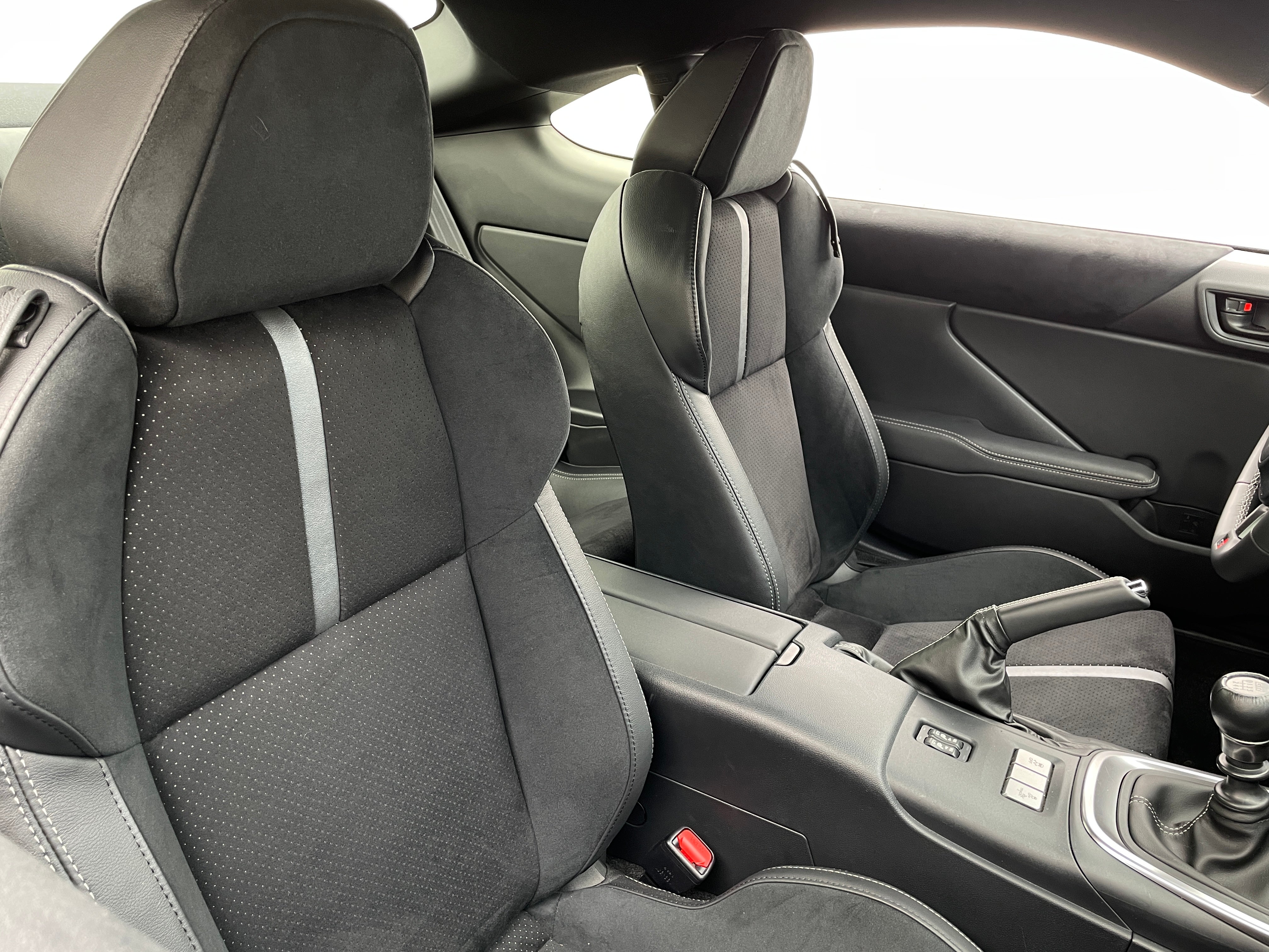 2024 Toyota GR86 Premium 2