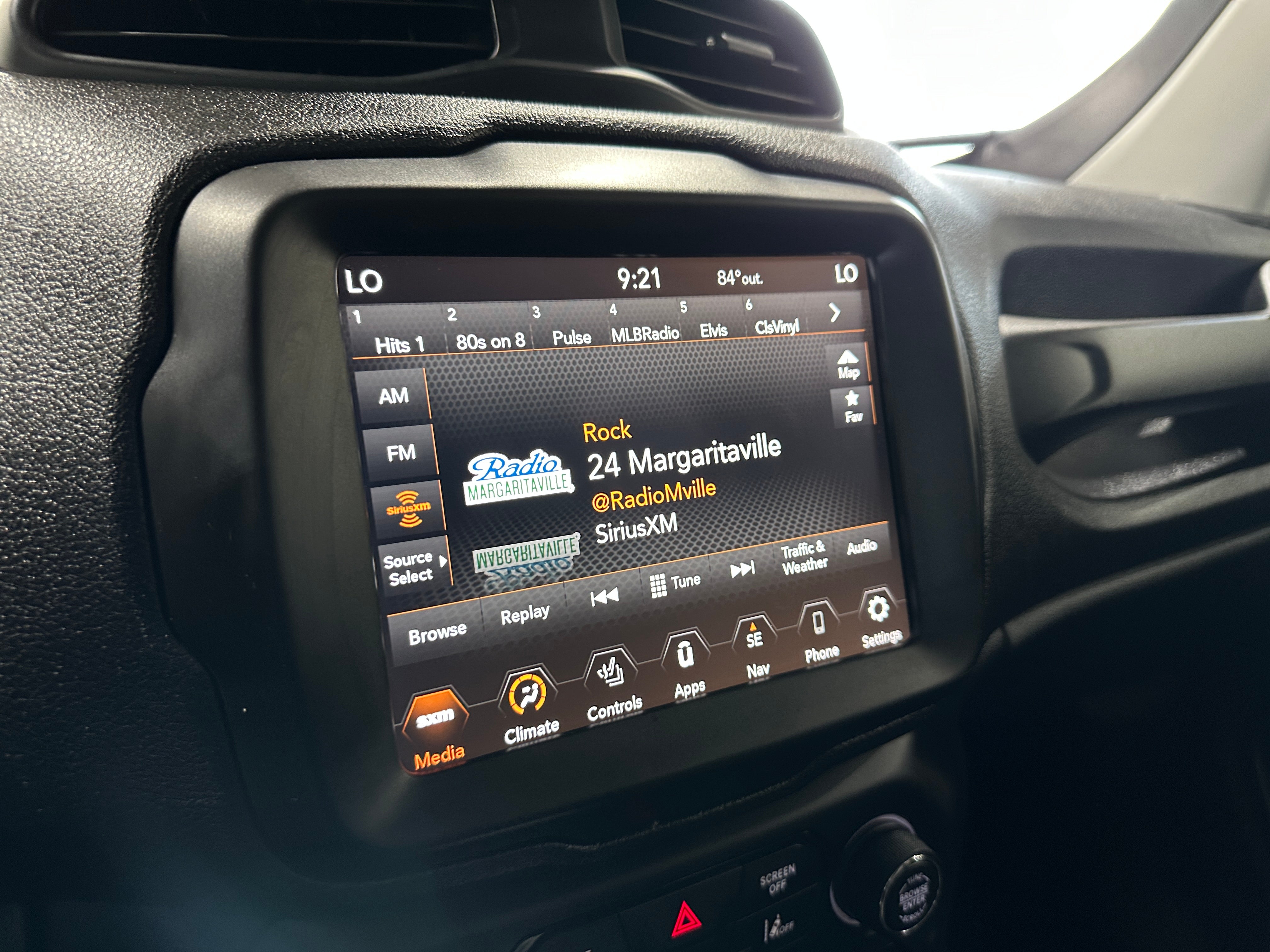 2022 Jeep Renegade Limited 3
