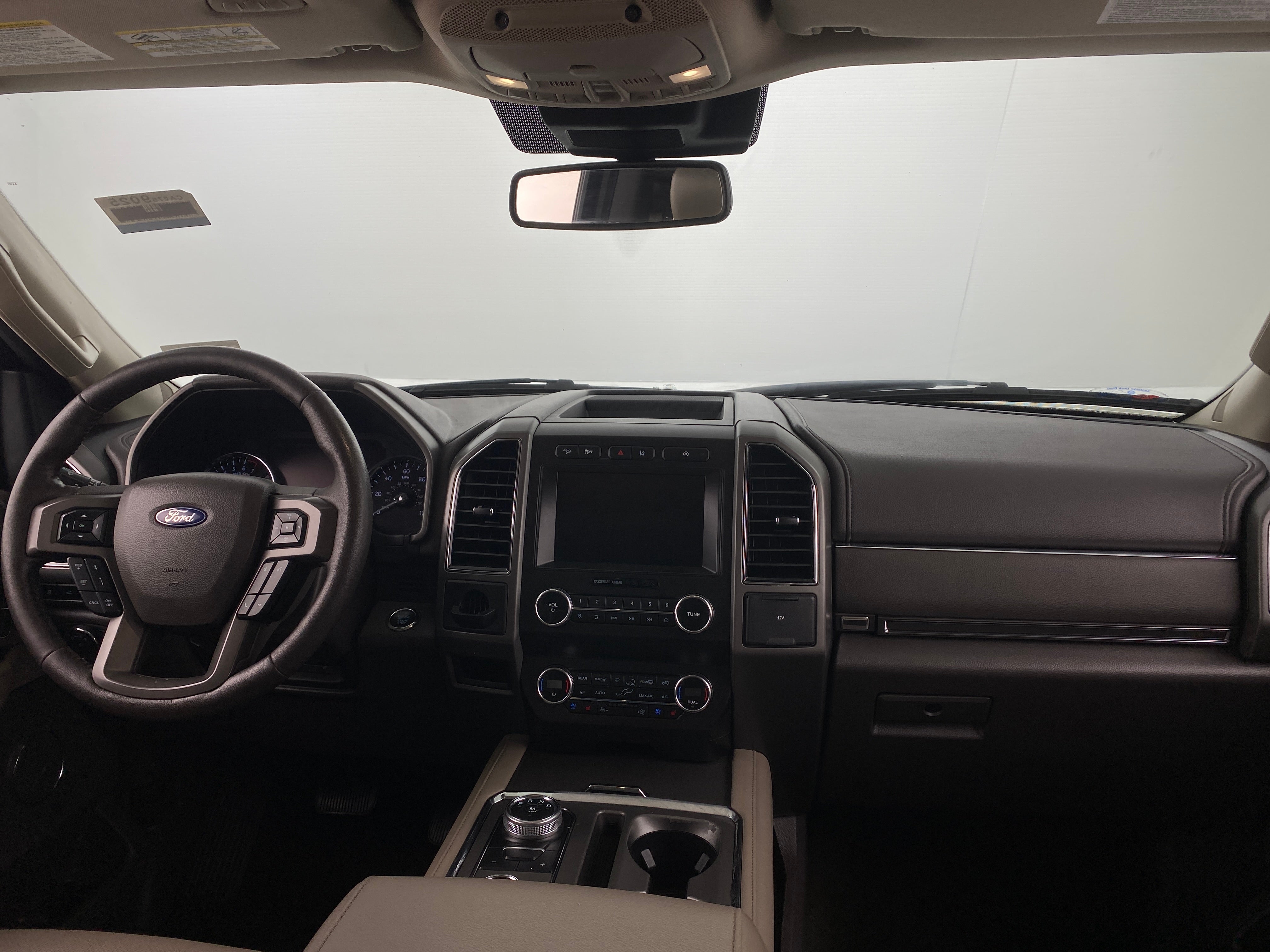 2019 Ford Expedition XLT 2