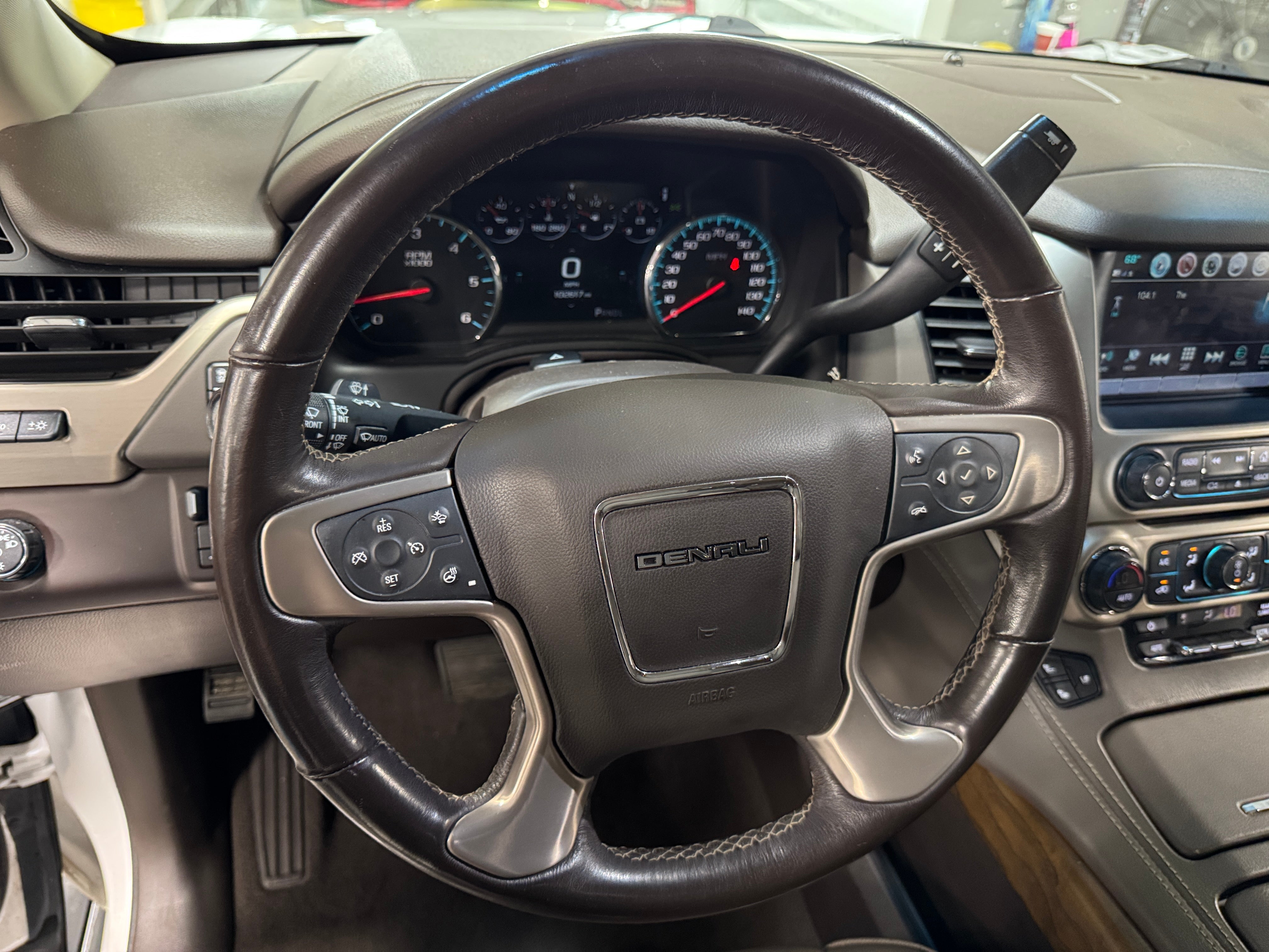 2019 GMC Yukon Denali 4