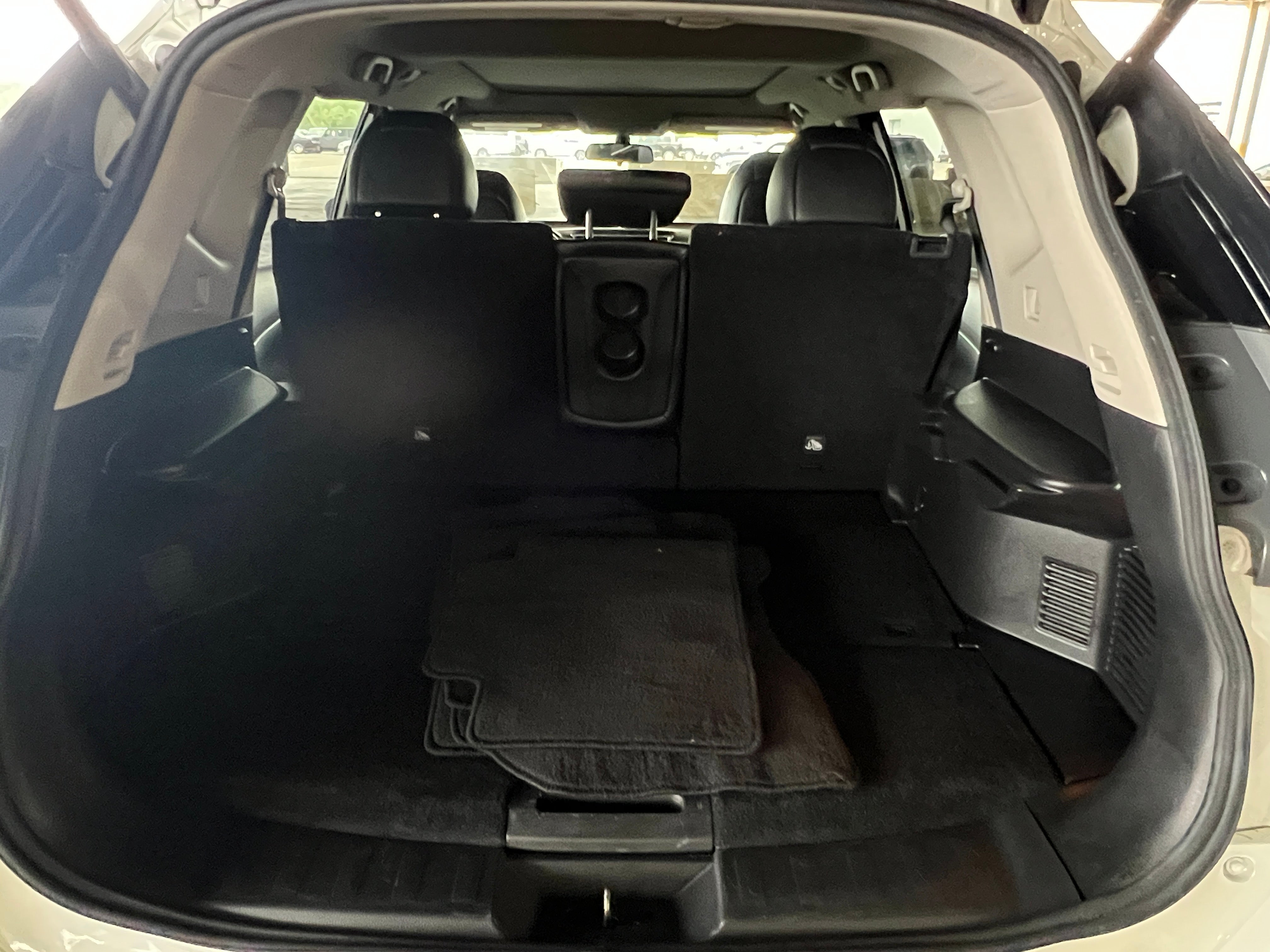 2016 Nissan Rogue SL 7