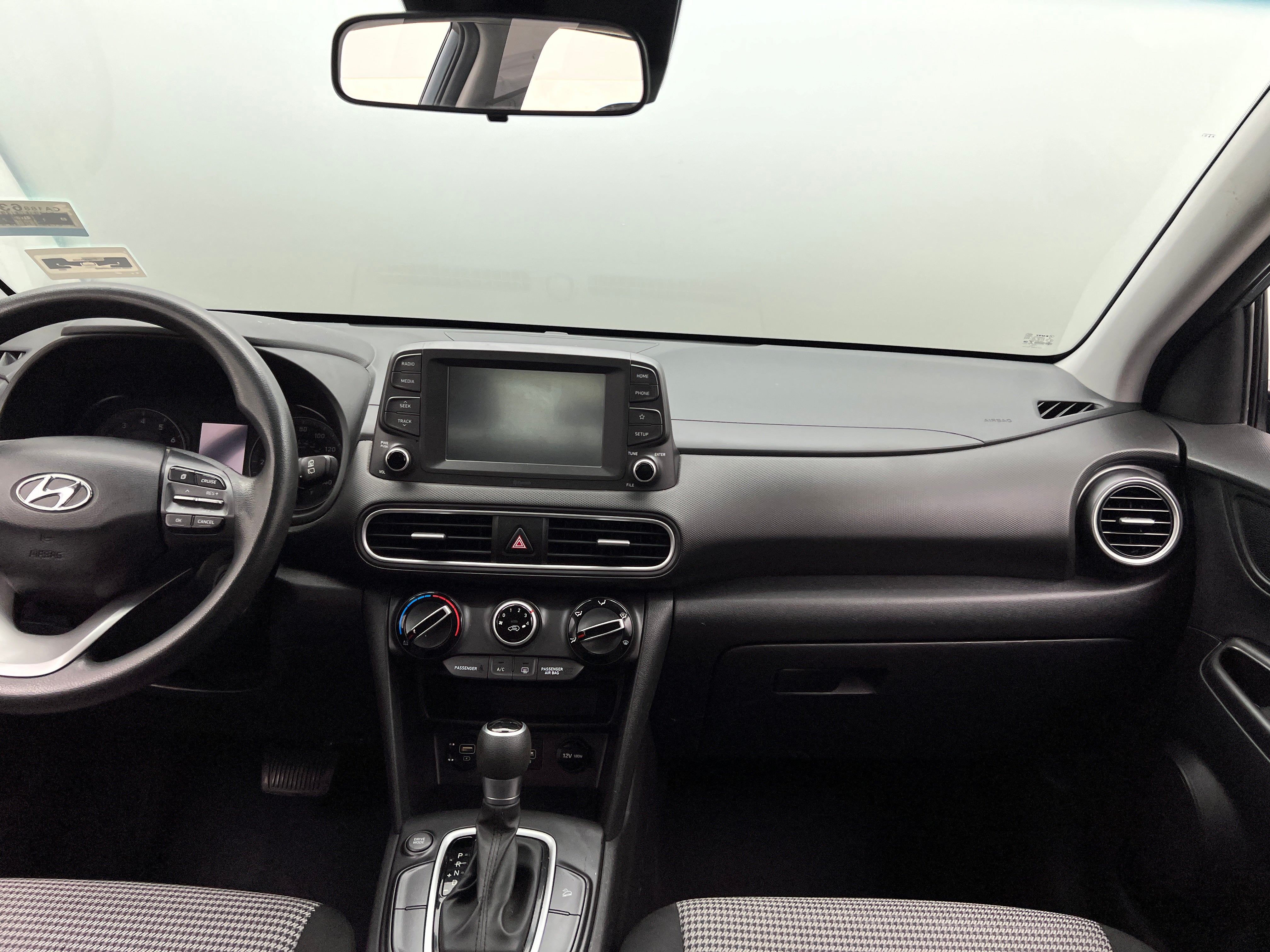2020 Hyundai Kona SE 3