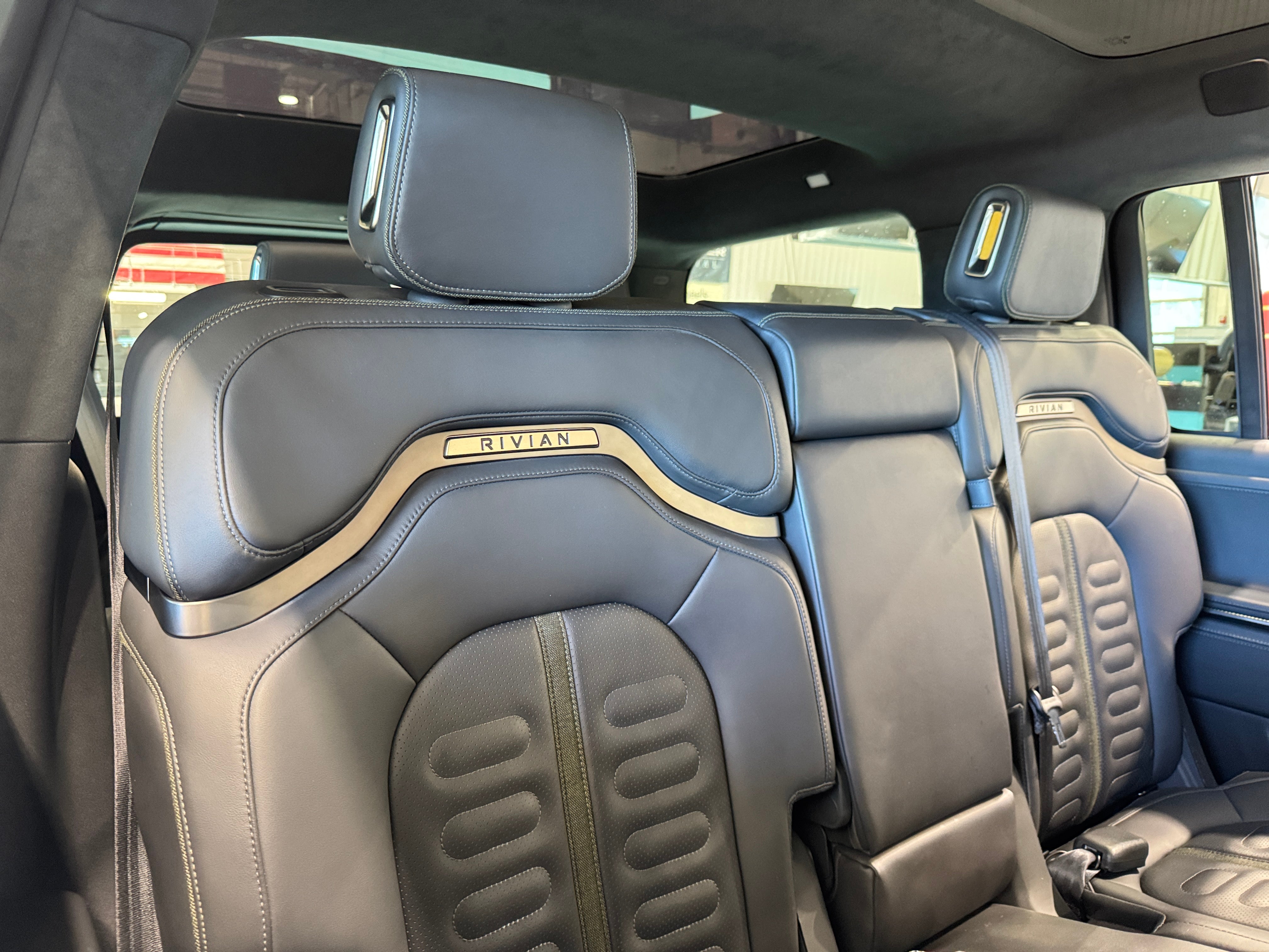 2023 Rivian R1S Adventure 5