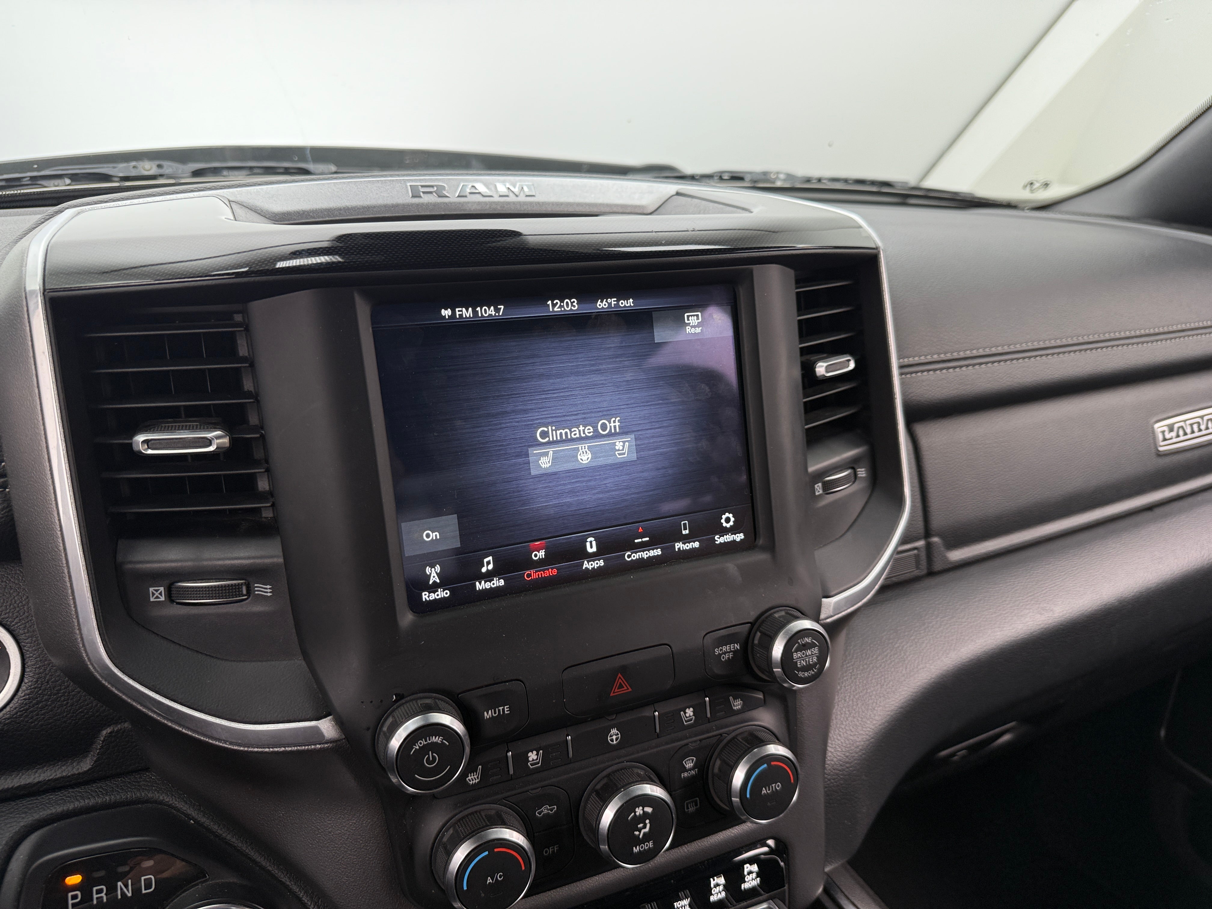 2020 RAM 1500 Laramie 3