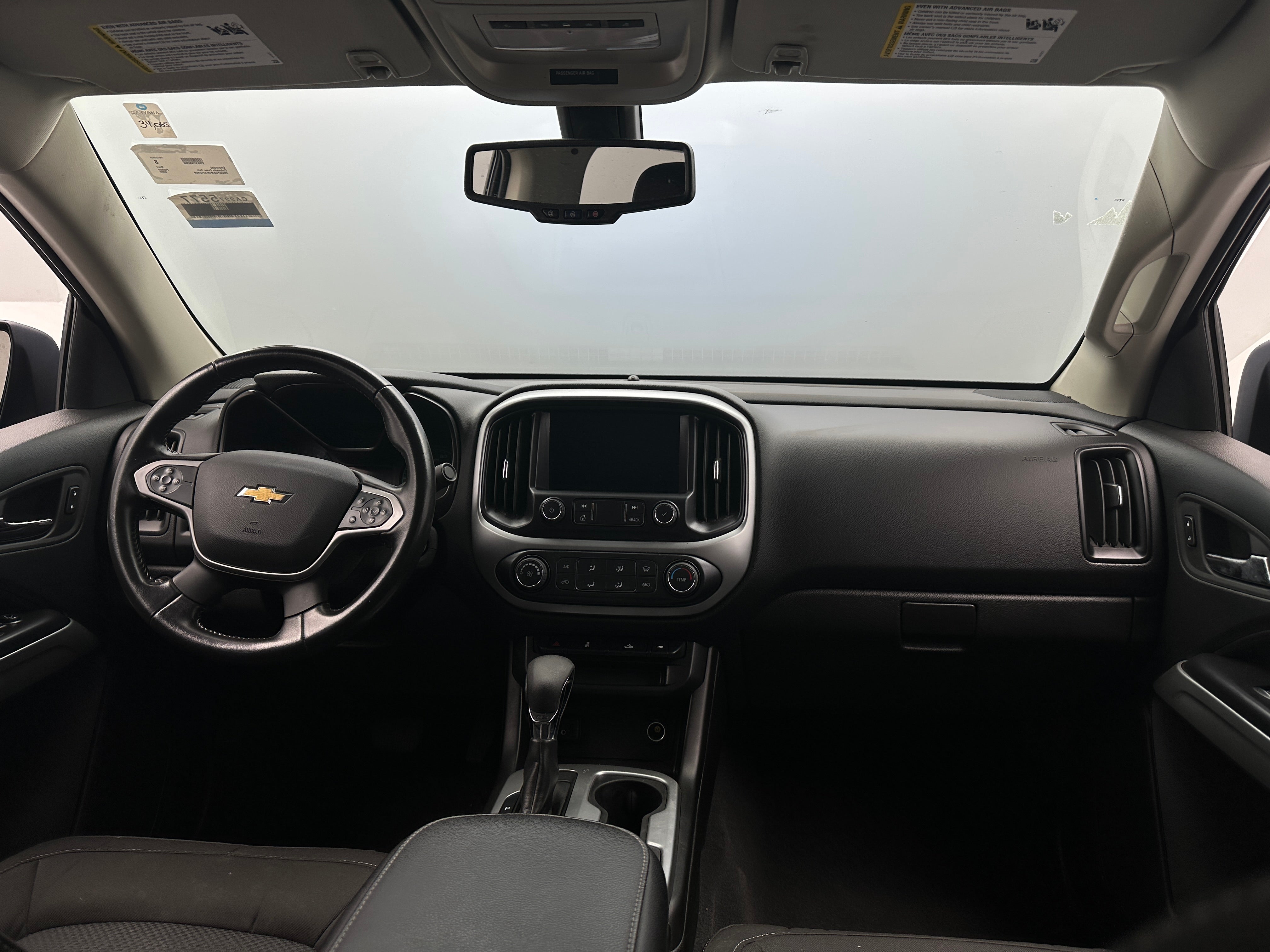 2022 Chevrolet Colorado LT 3