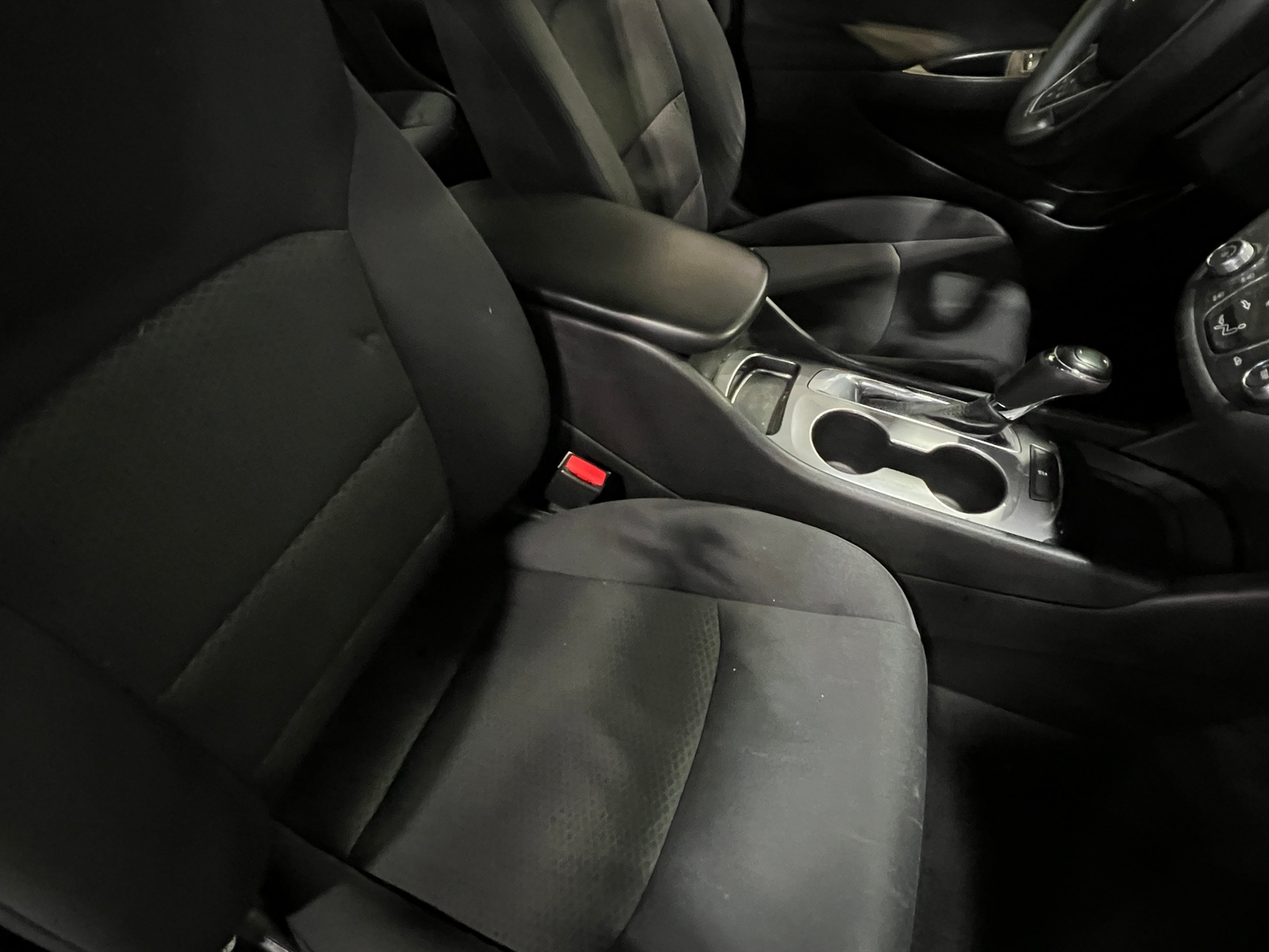 Thumbnail: 2016 Chevrolet Malibu - 2