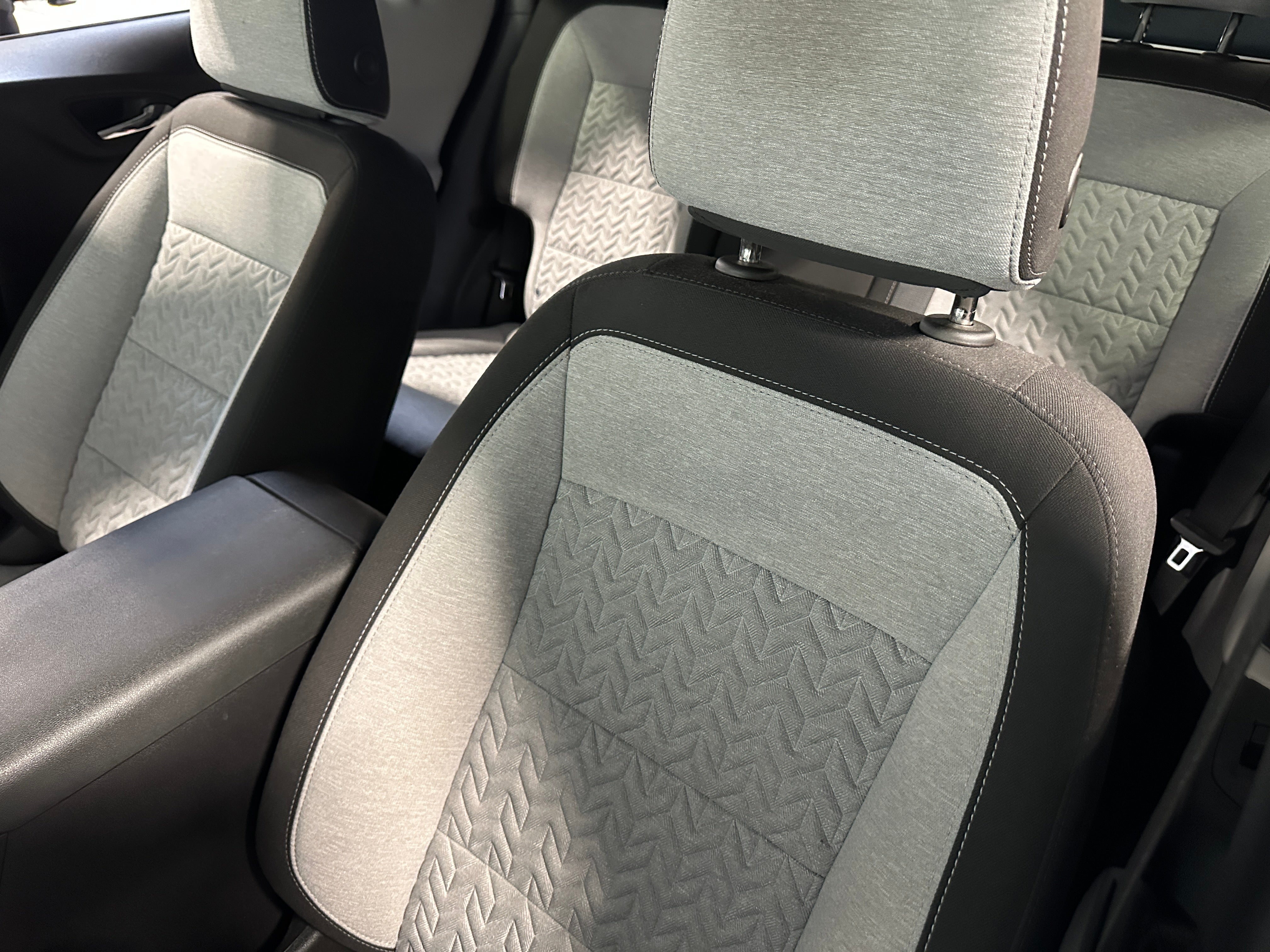 2023 Chevrolet Equinox LT 2