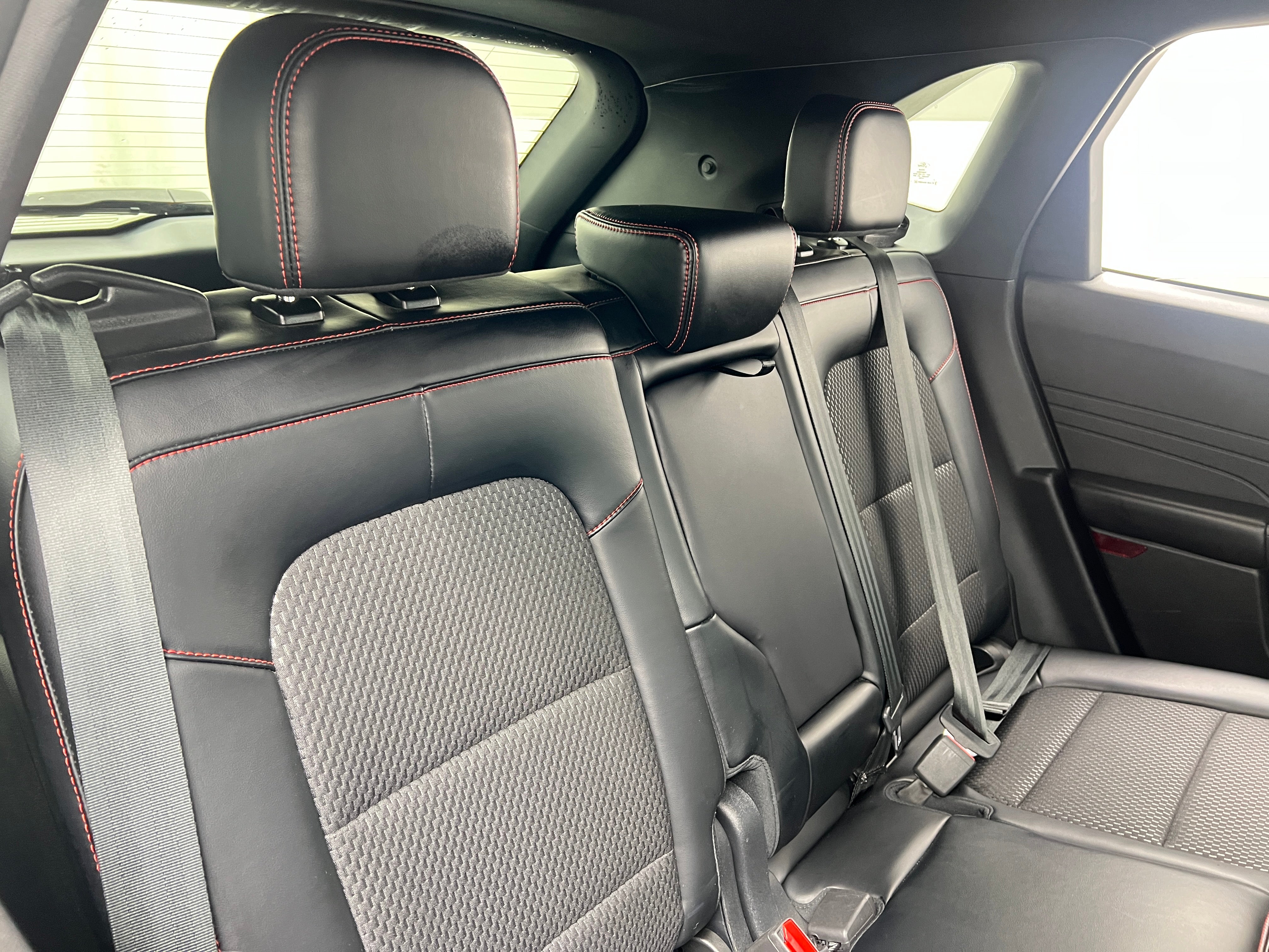 2024 Ford Escape ST-Line 5