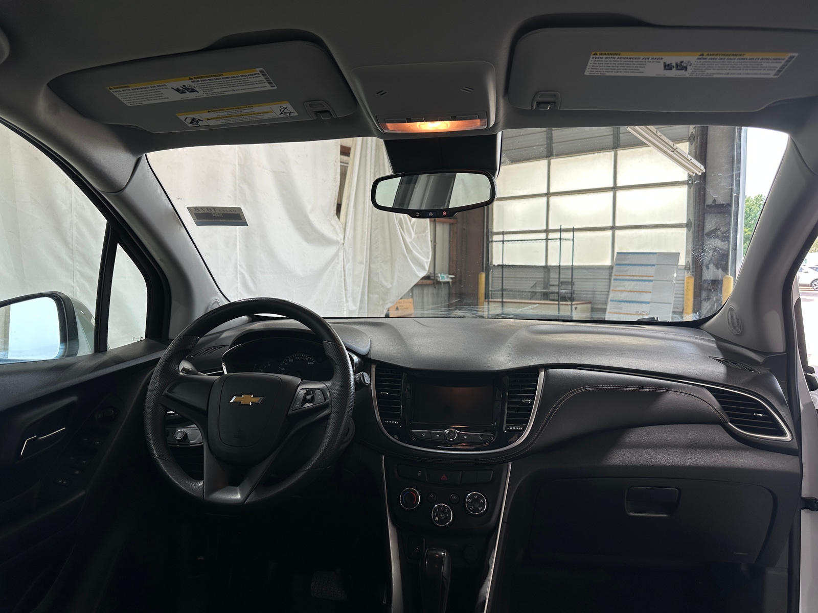 Thumbnail: 2021 Chevrolet Trax - 3