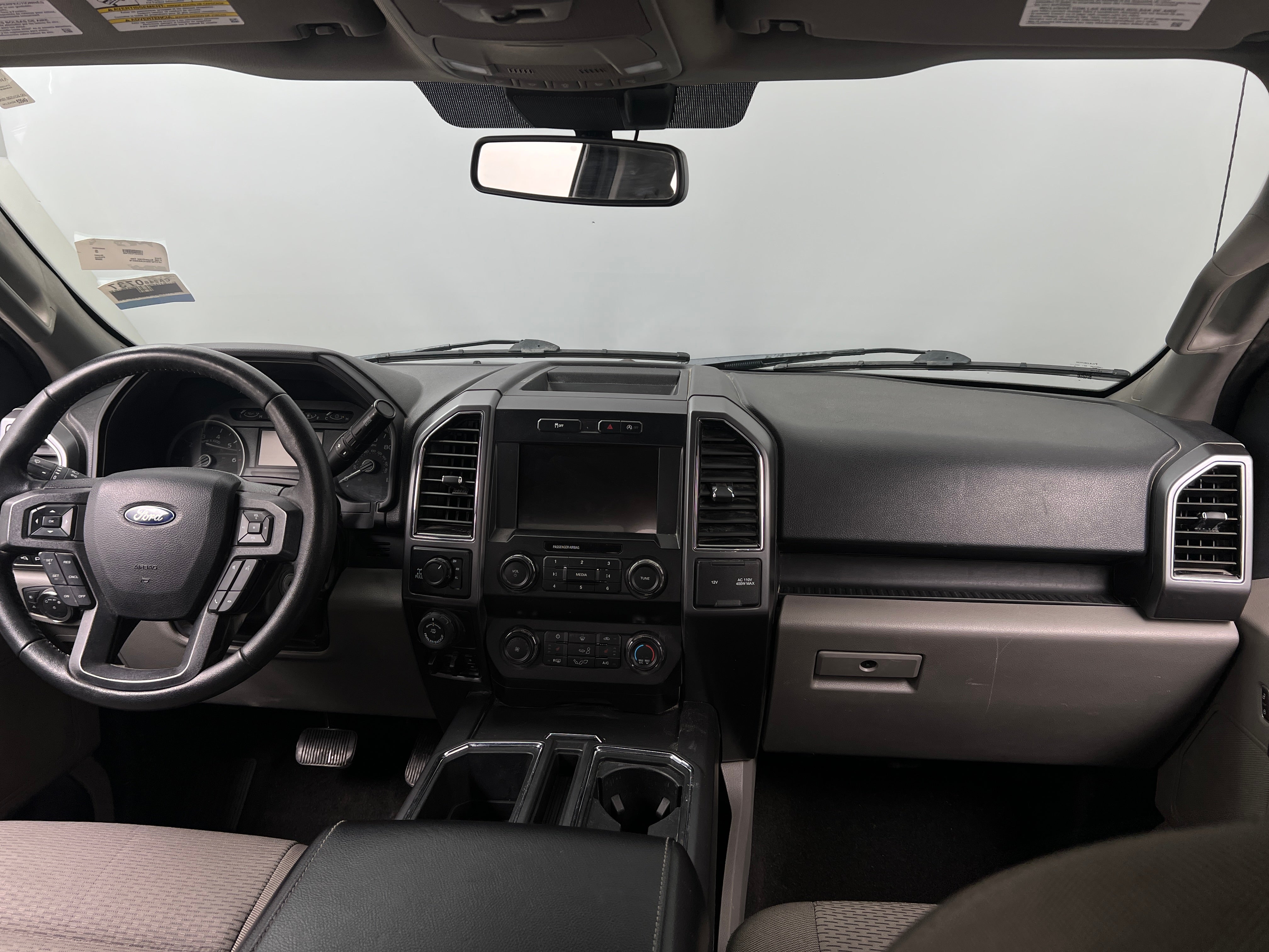 2020 Ford Econoline E-150 3