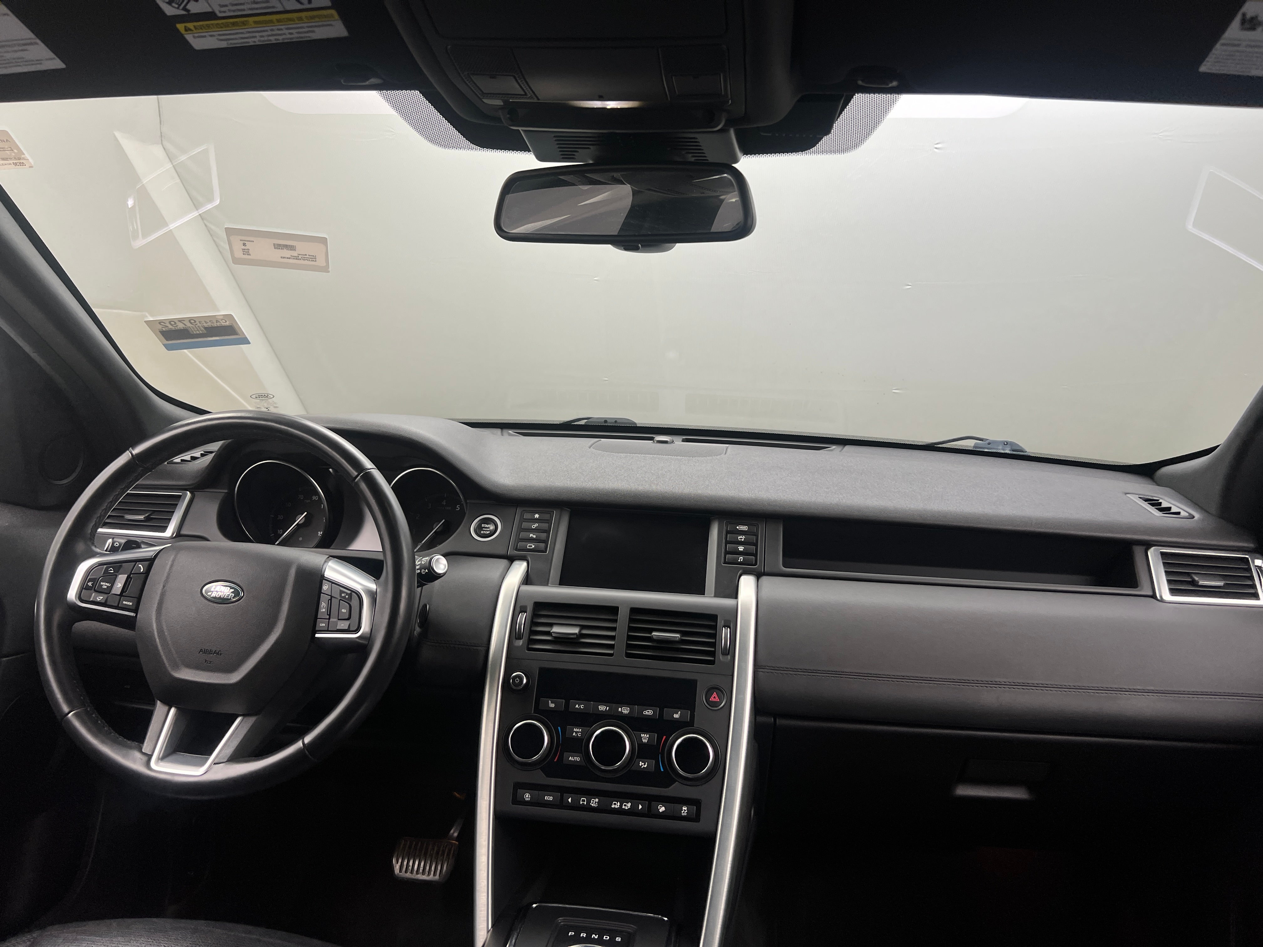 2019 Land Rover Discovery Sport SE 2