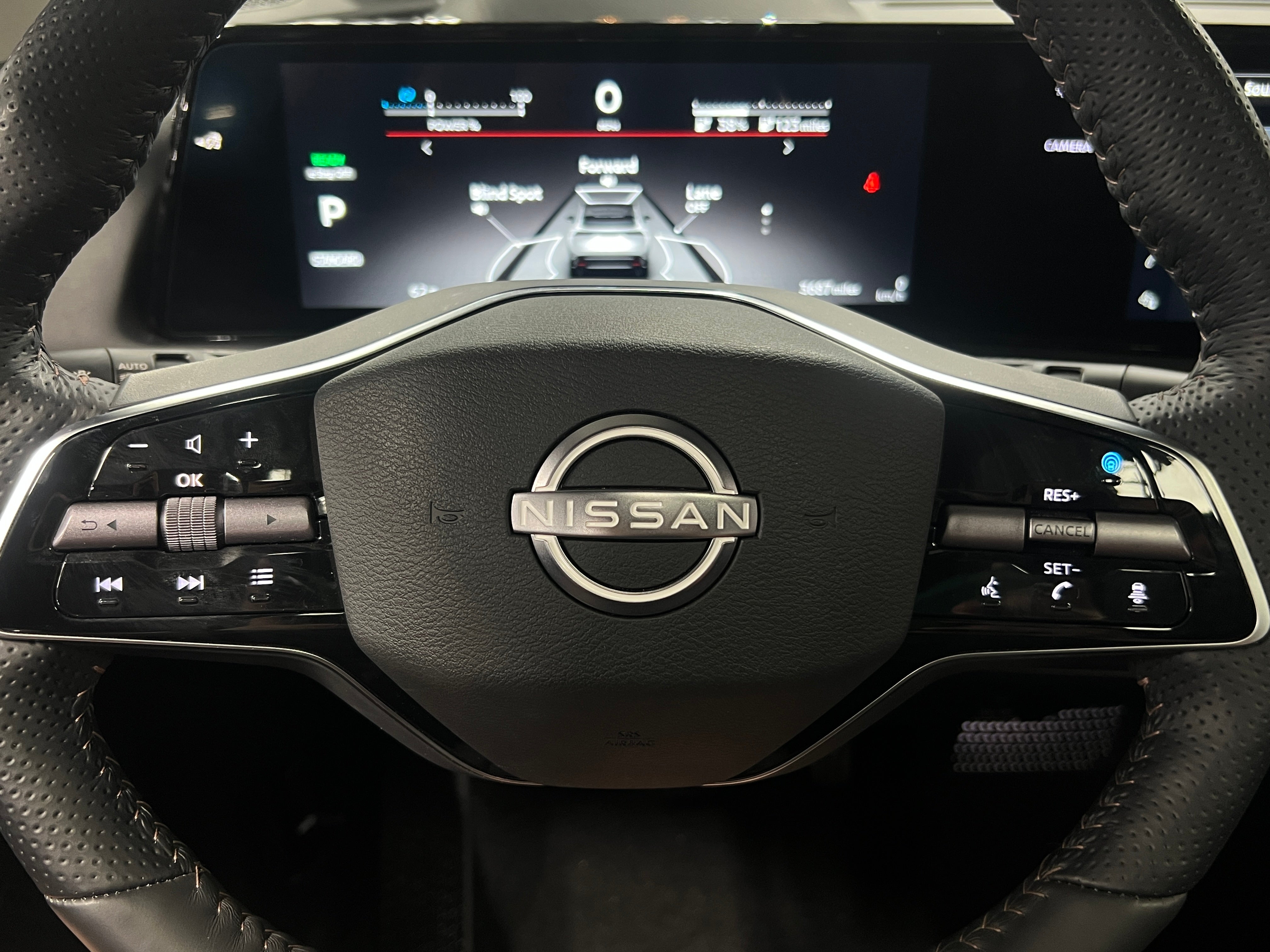 2023 Nissan Ariya Evolve+ 4