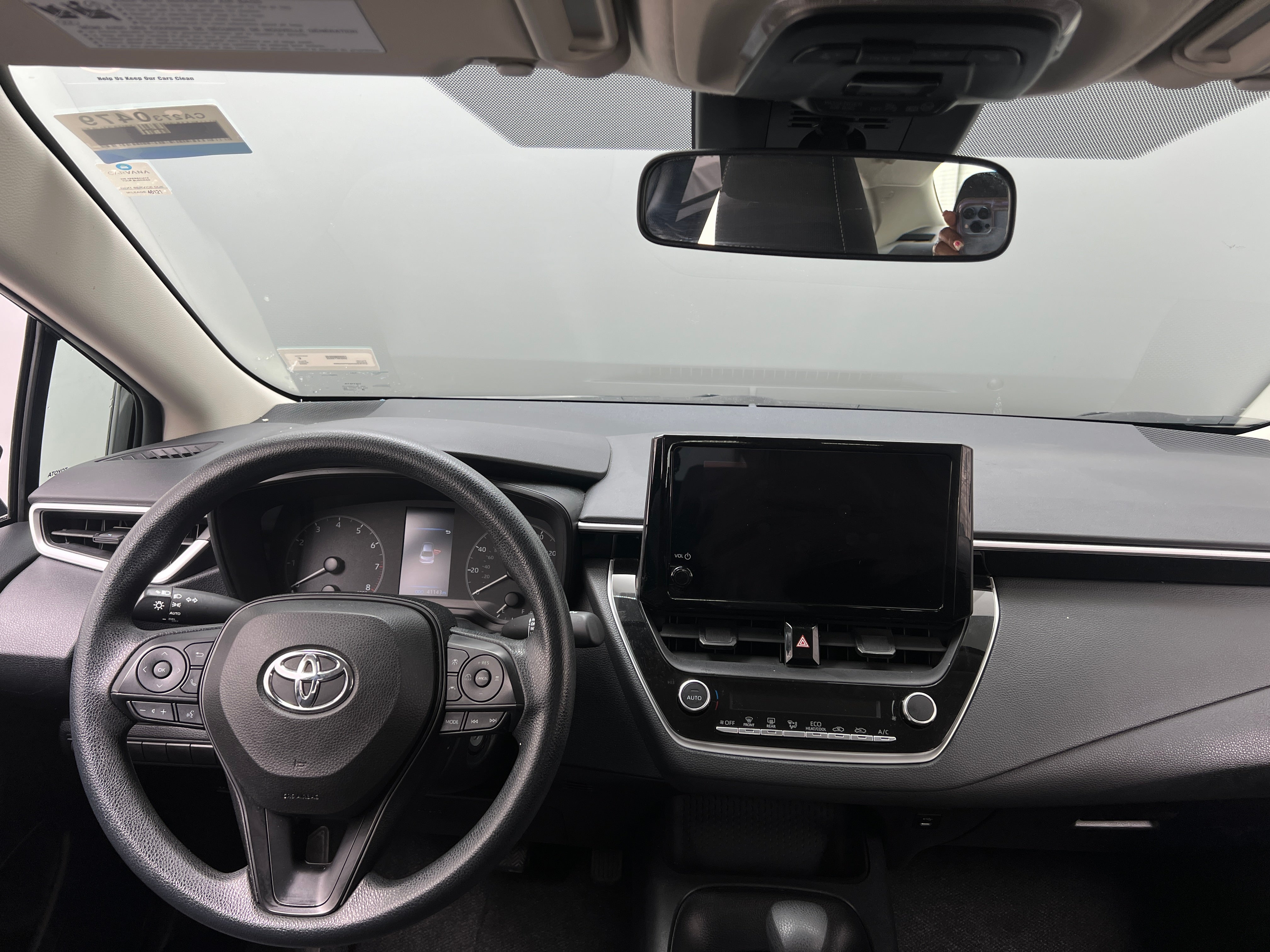 2023 Toyota Corolla LE 3