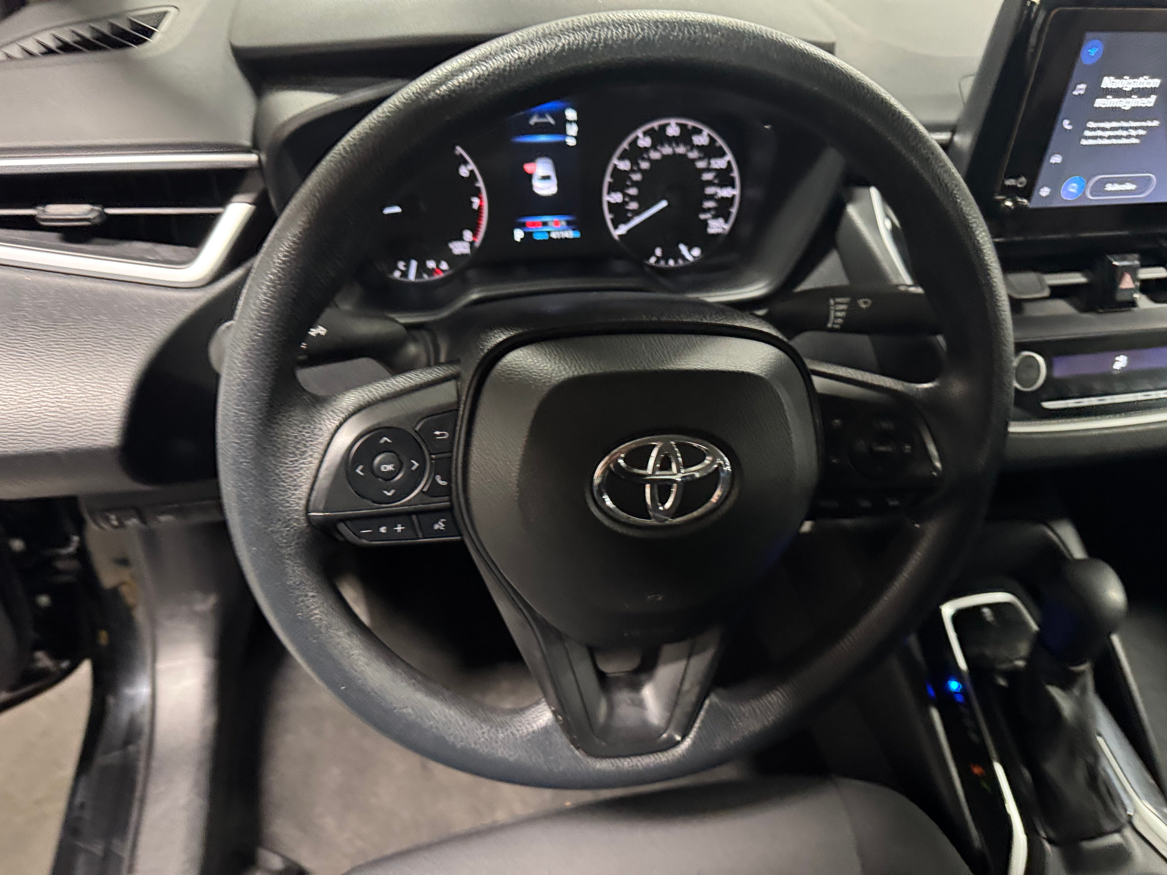 2023 Toyota Corolla LE 5