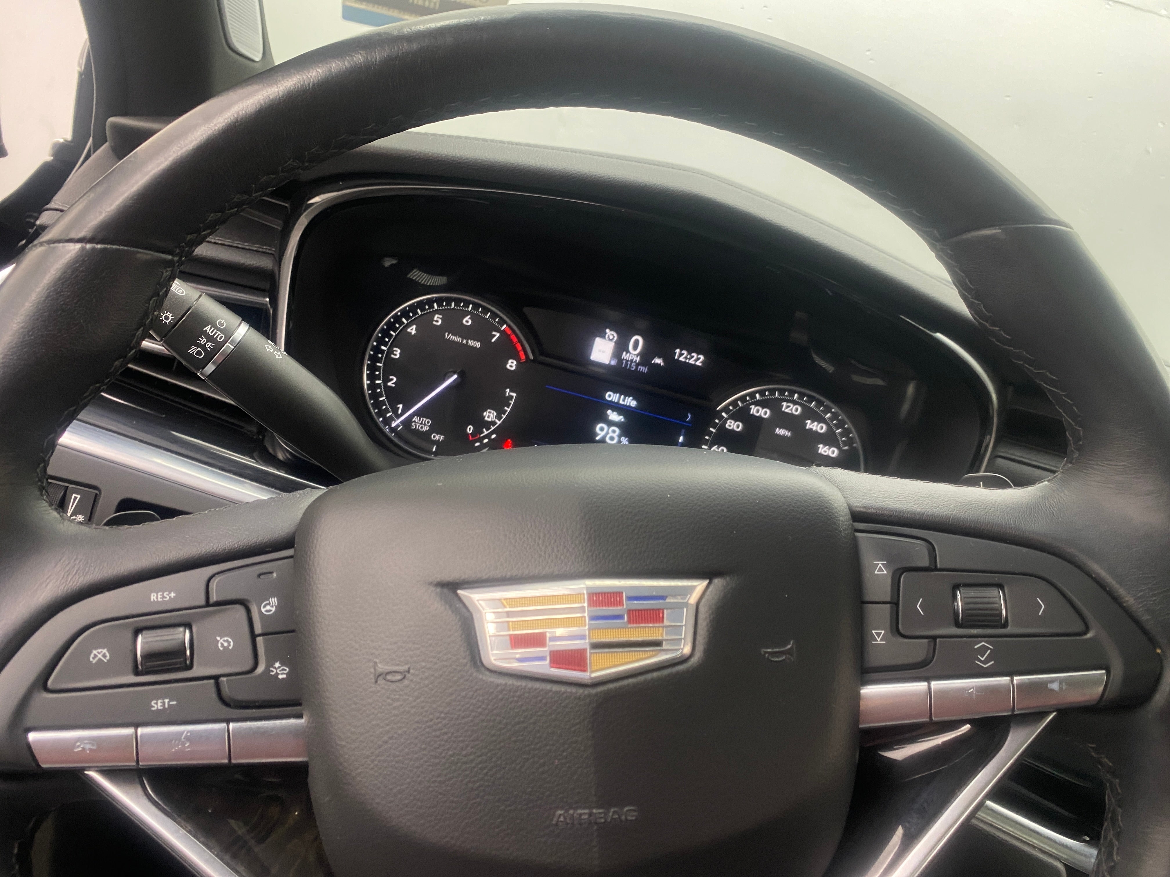 2022 Cadillac XT6 Premium Luxury 4
