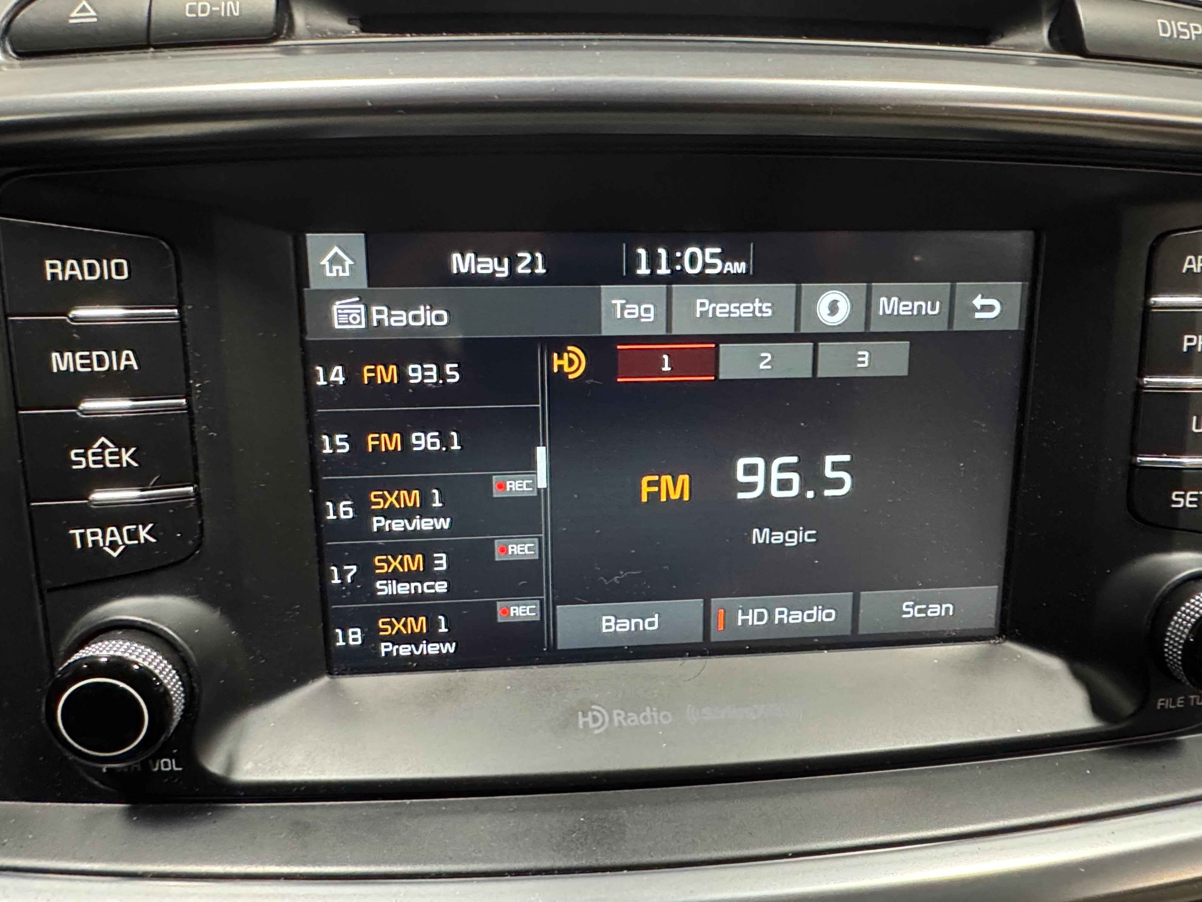 2017 Kia Sorento EX 3