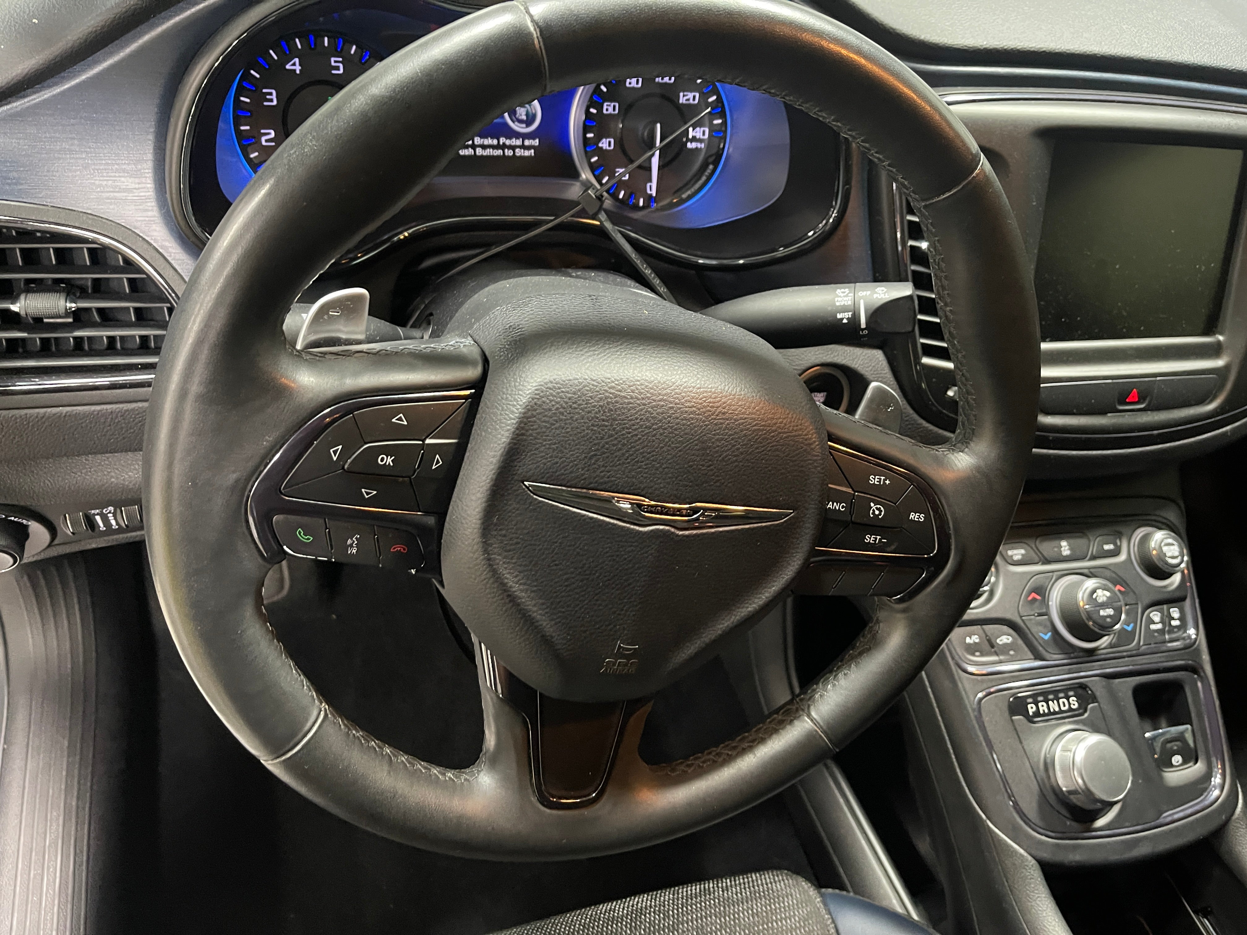 2015 Chrysler 200 S 5