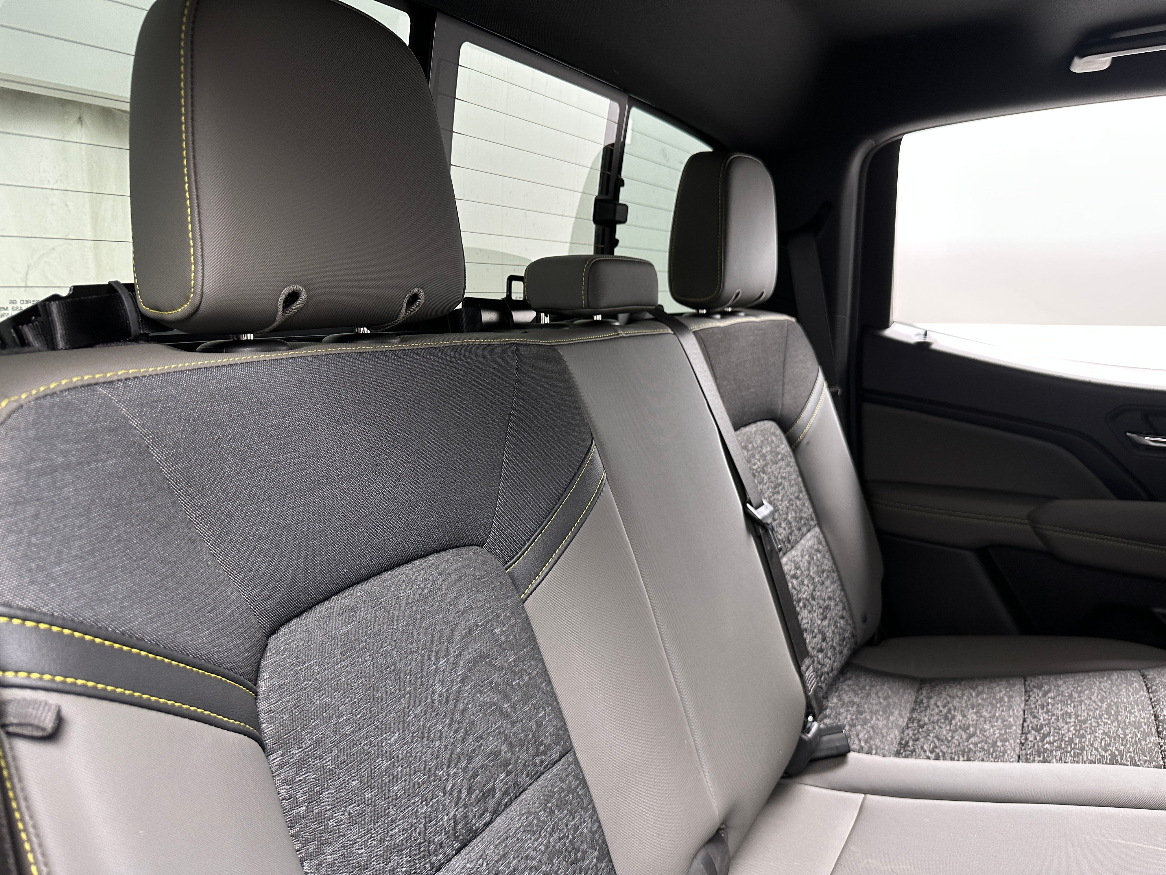 2024 Chevrolet Colorado ZR2 6