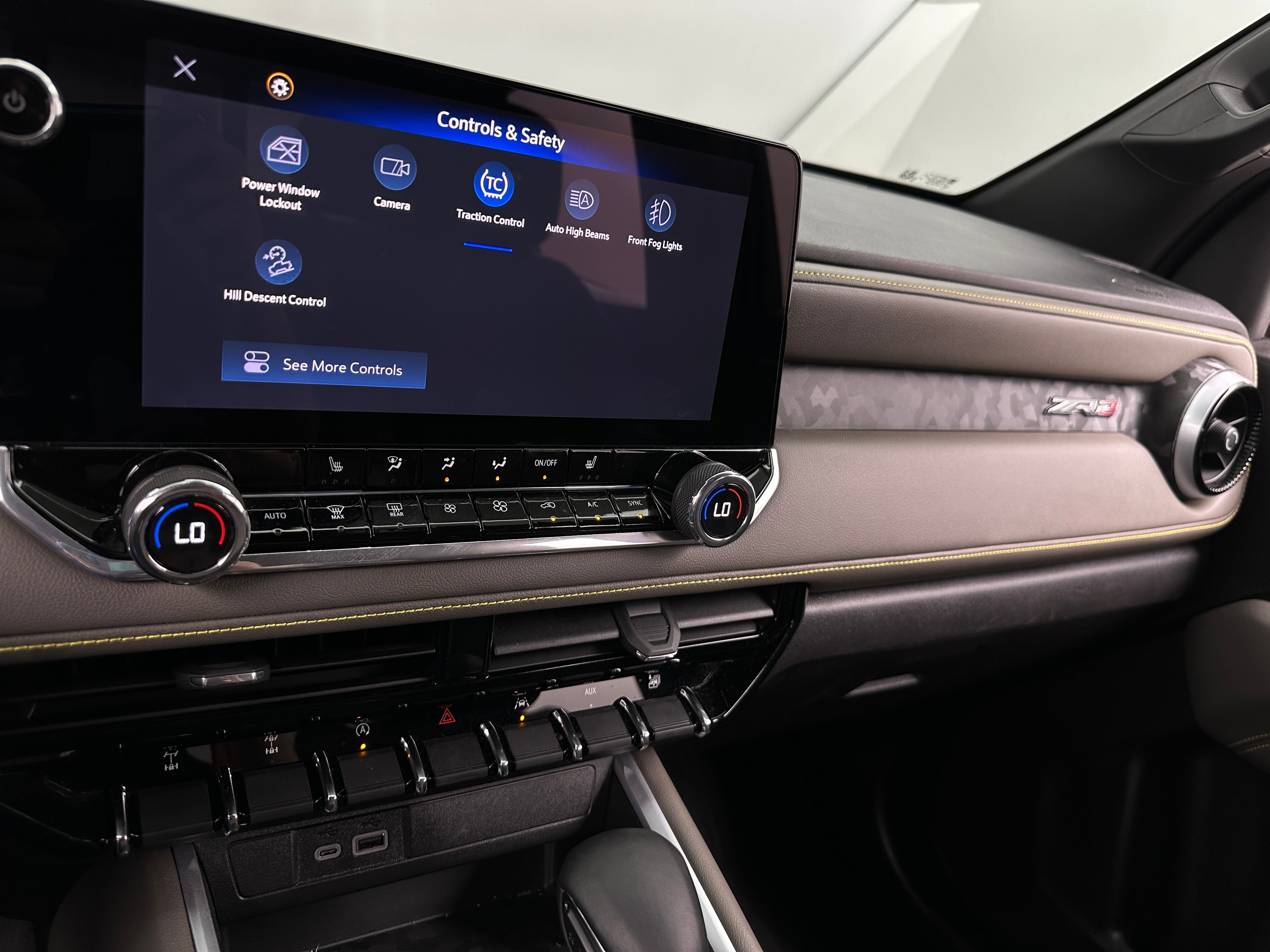 2024 Chevrolet Colorado ZR2 4