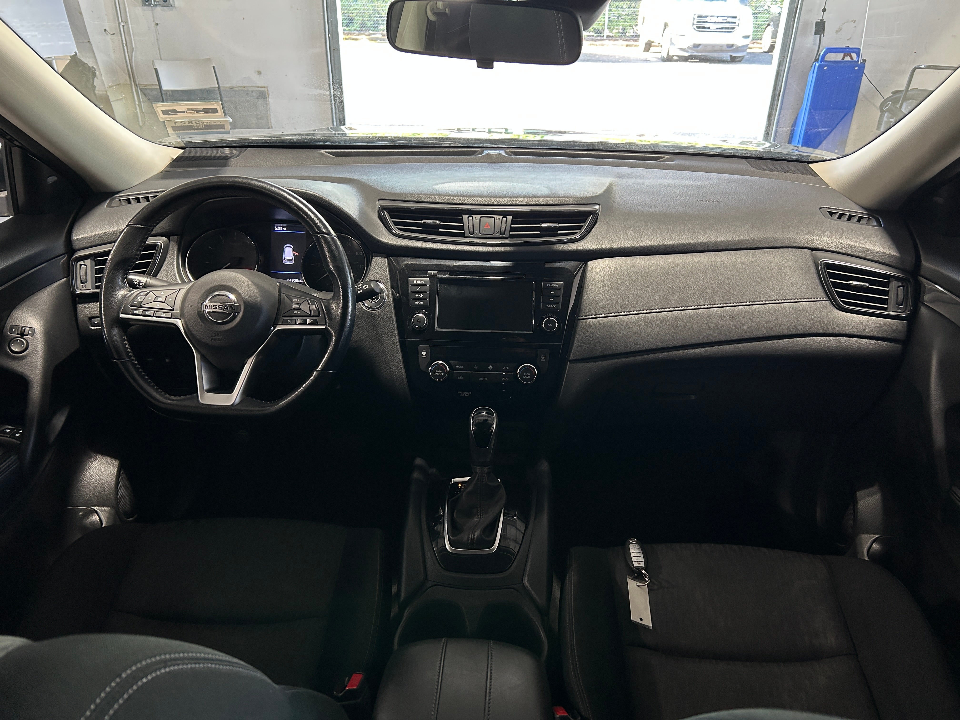 2020 Nissan Rogue SV 3