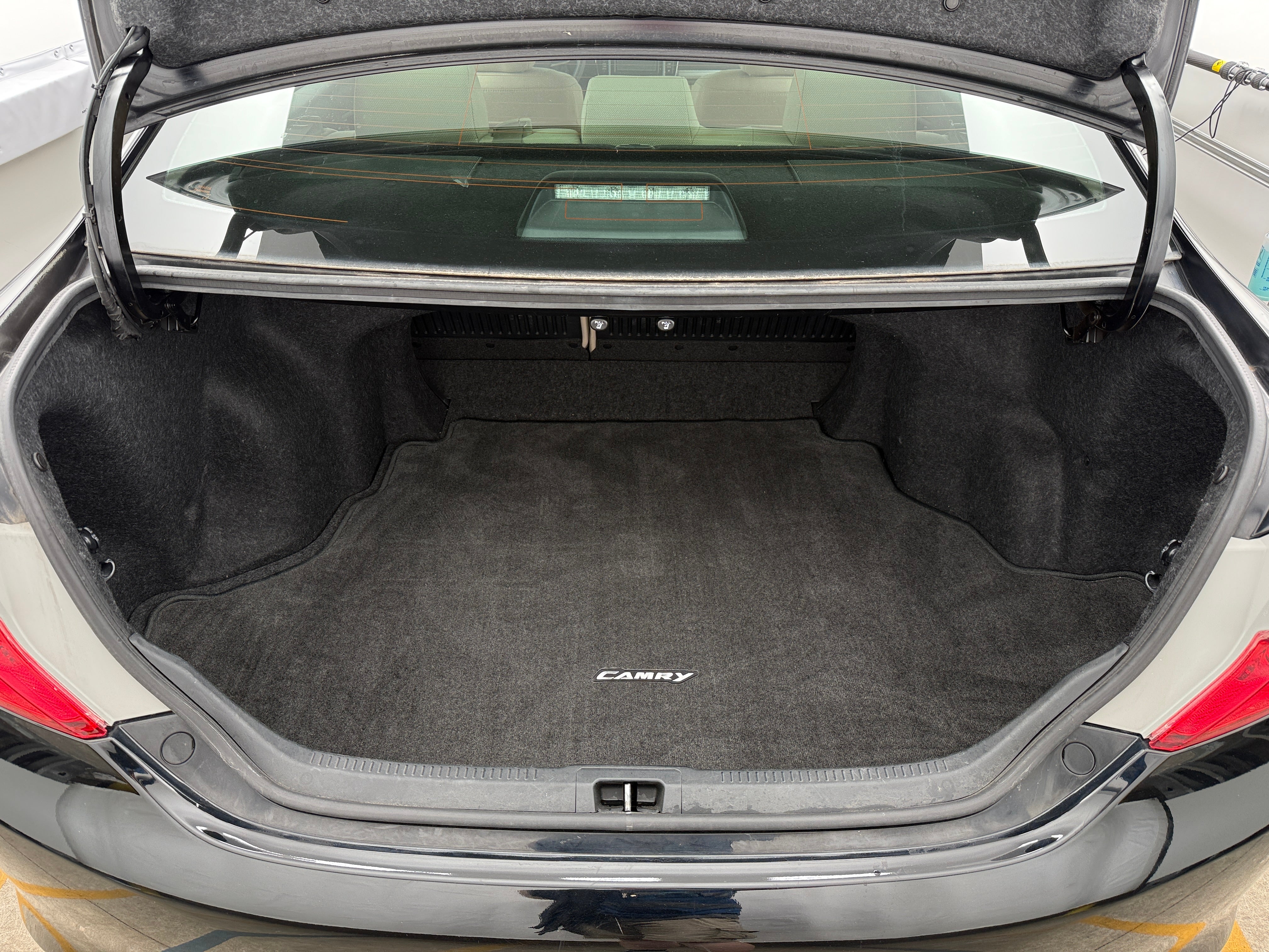 2012 Toyota Camry LE 7