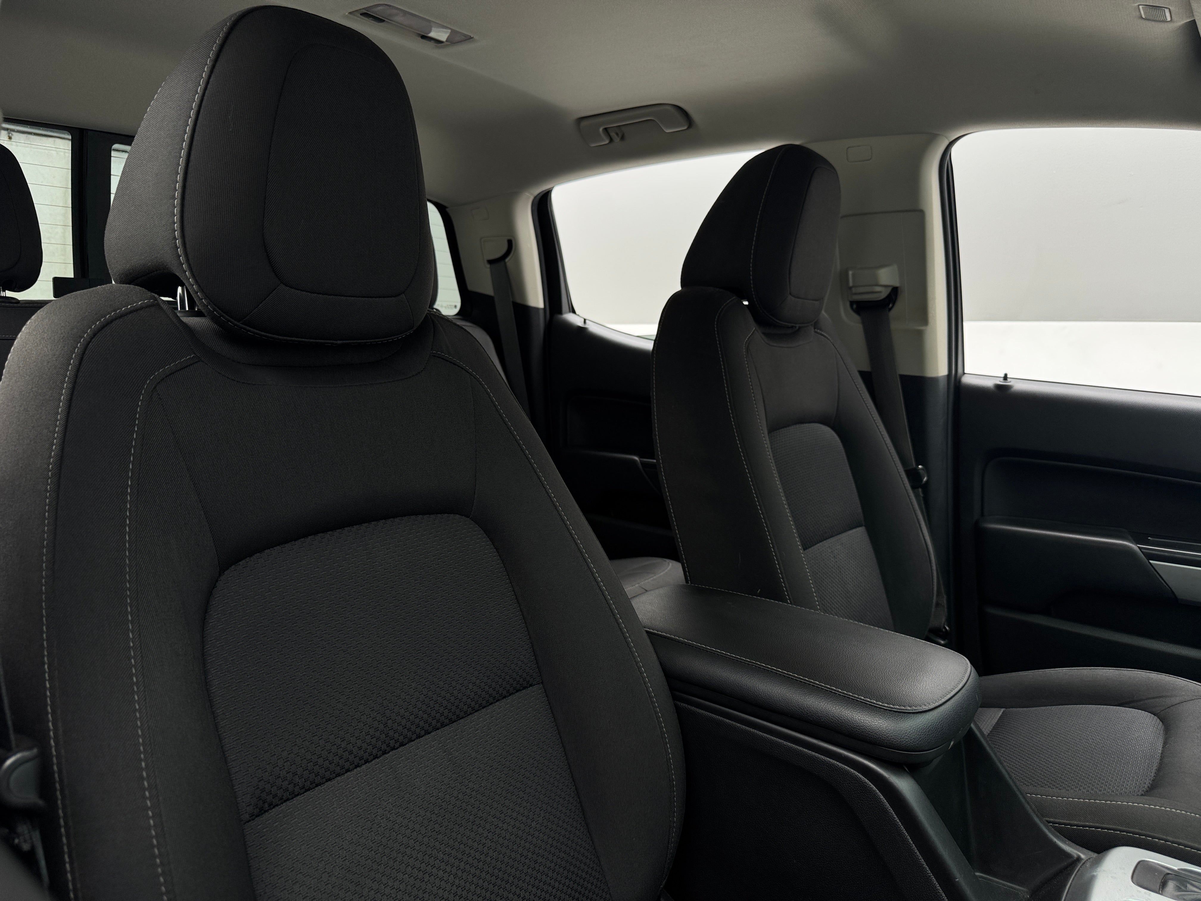 2018 Chevrolet Colorado LT 2