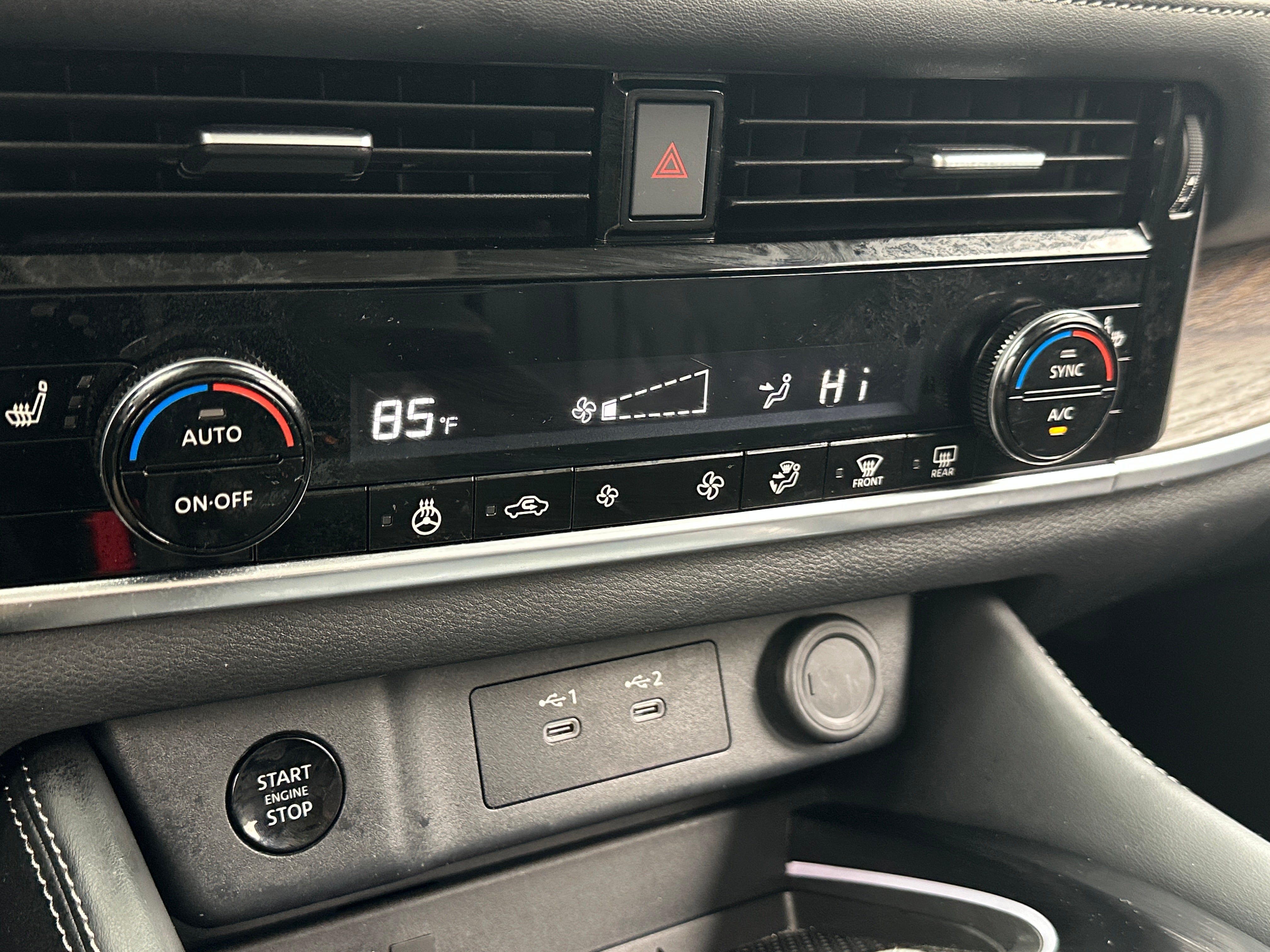 2024 Nissan Rogue Platinum 3