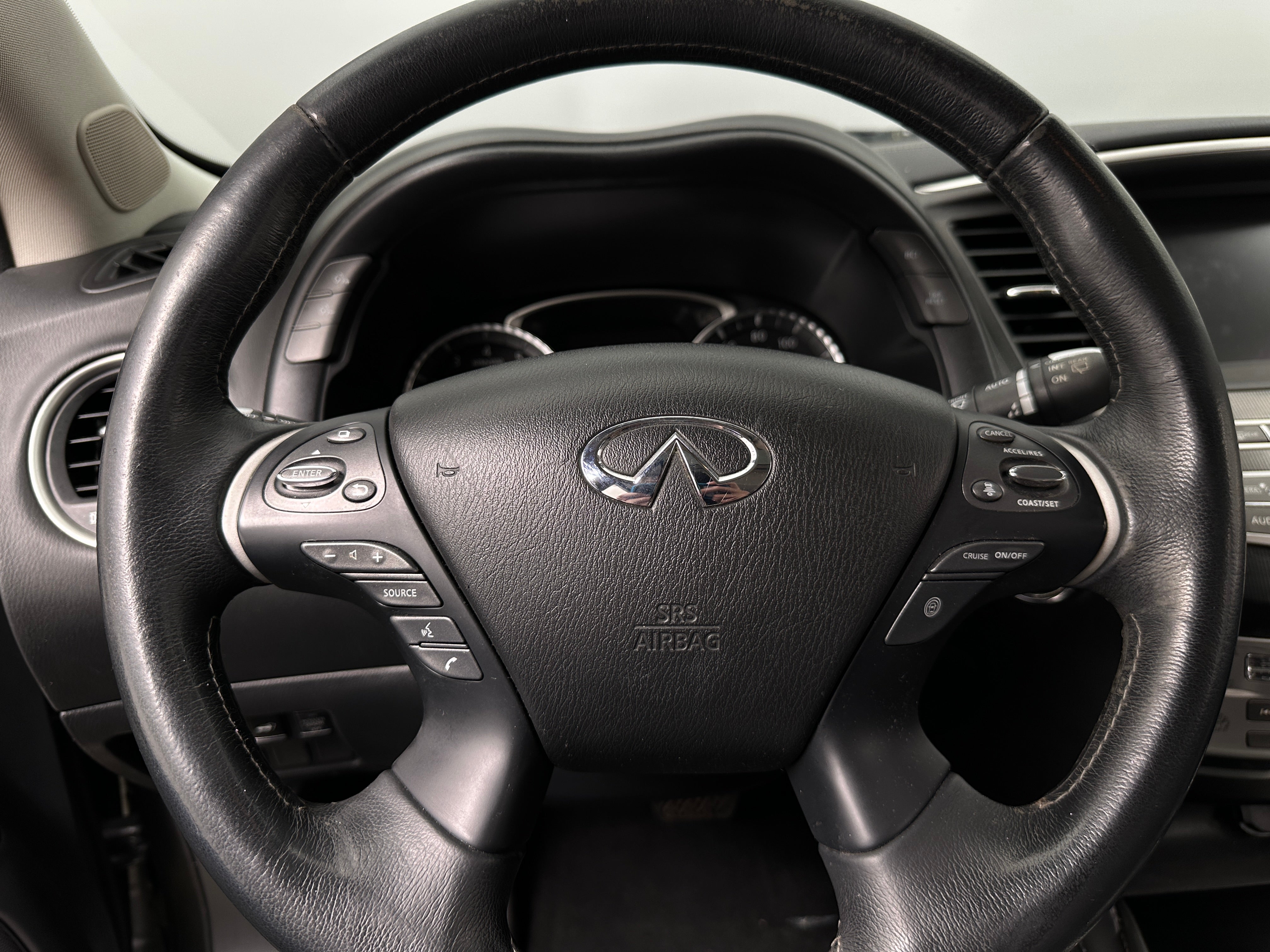 2017 INFINITI QX60  4