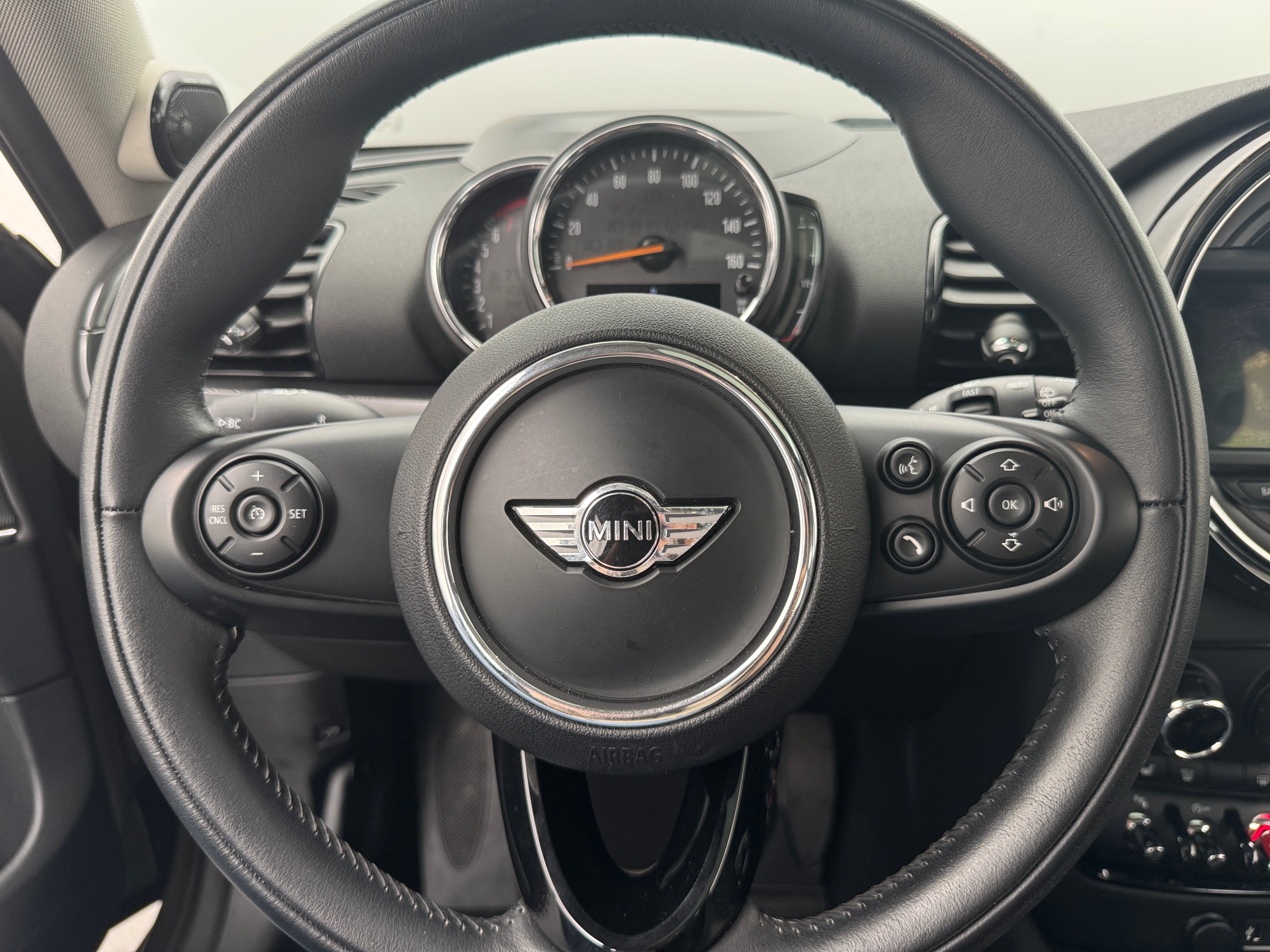 2018 MINI Cooper Clubman  4
