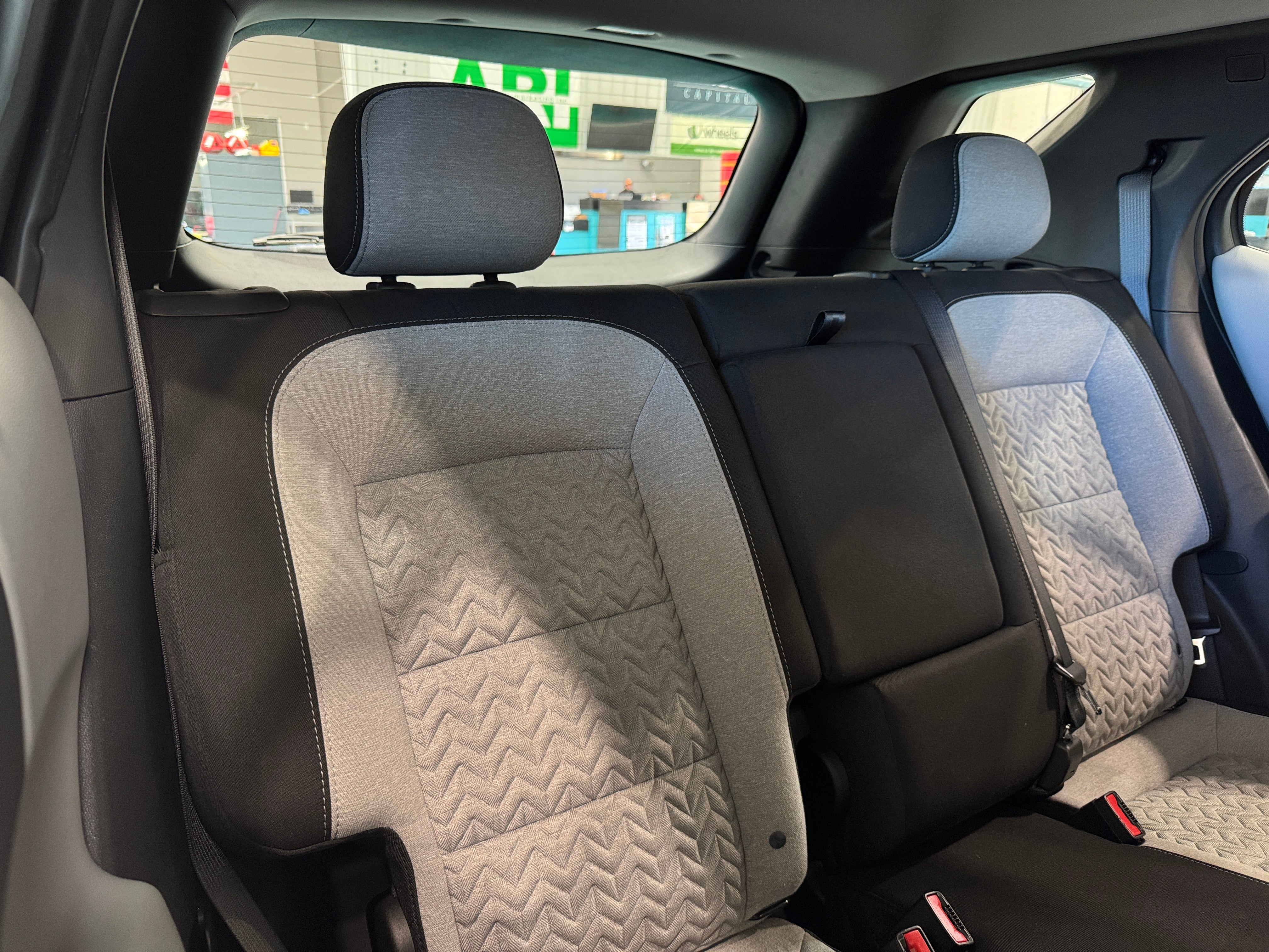 2022 Chevrolet Equinox LS 6