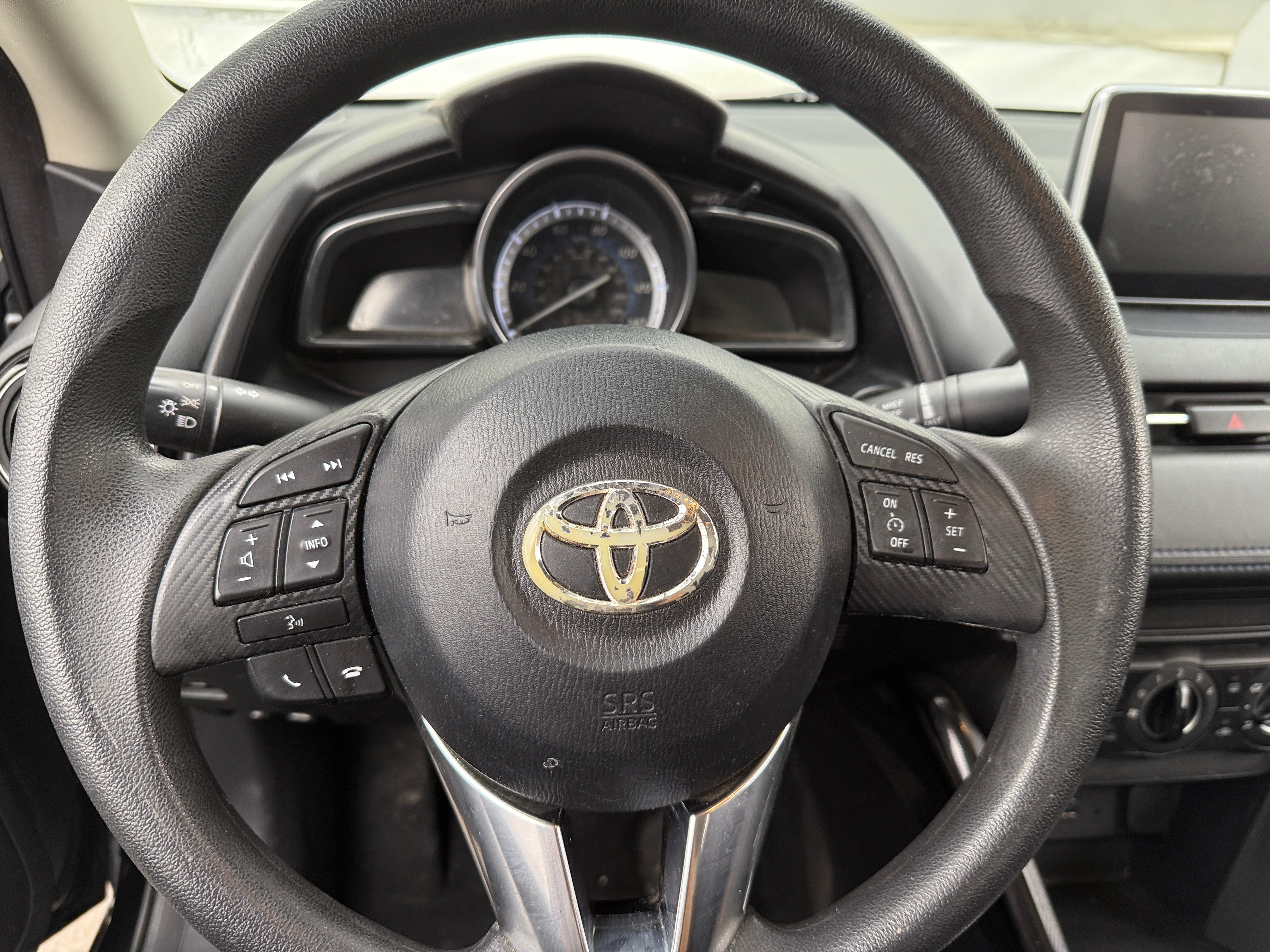 2017 Toyota Yaris iA Base 5