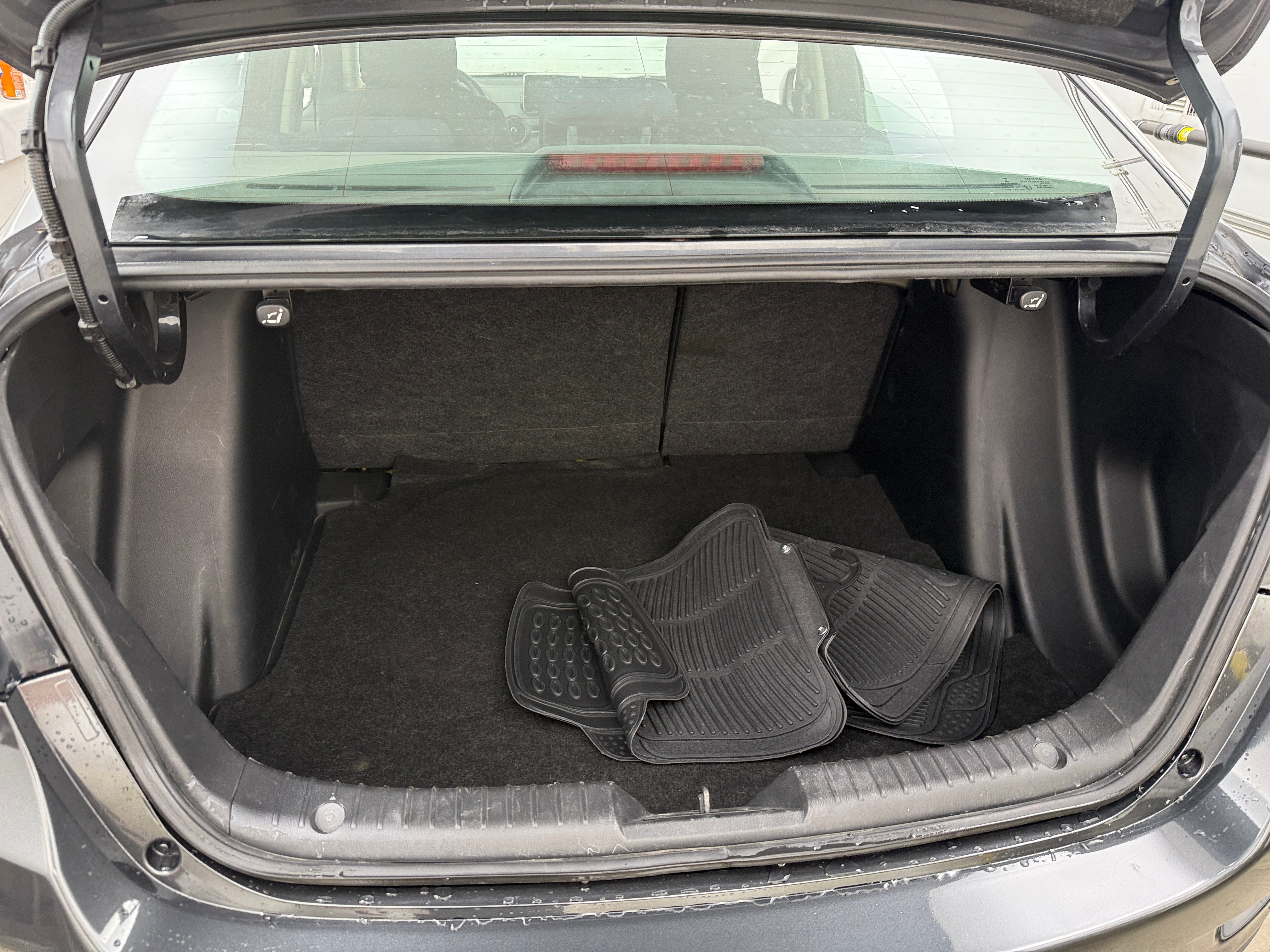 2017 Toyota Yaris iA Base 7