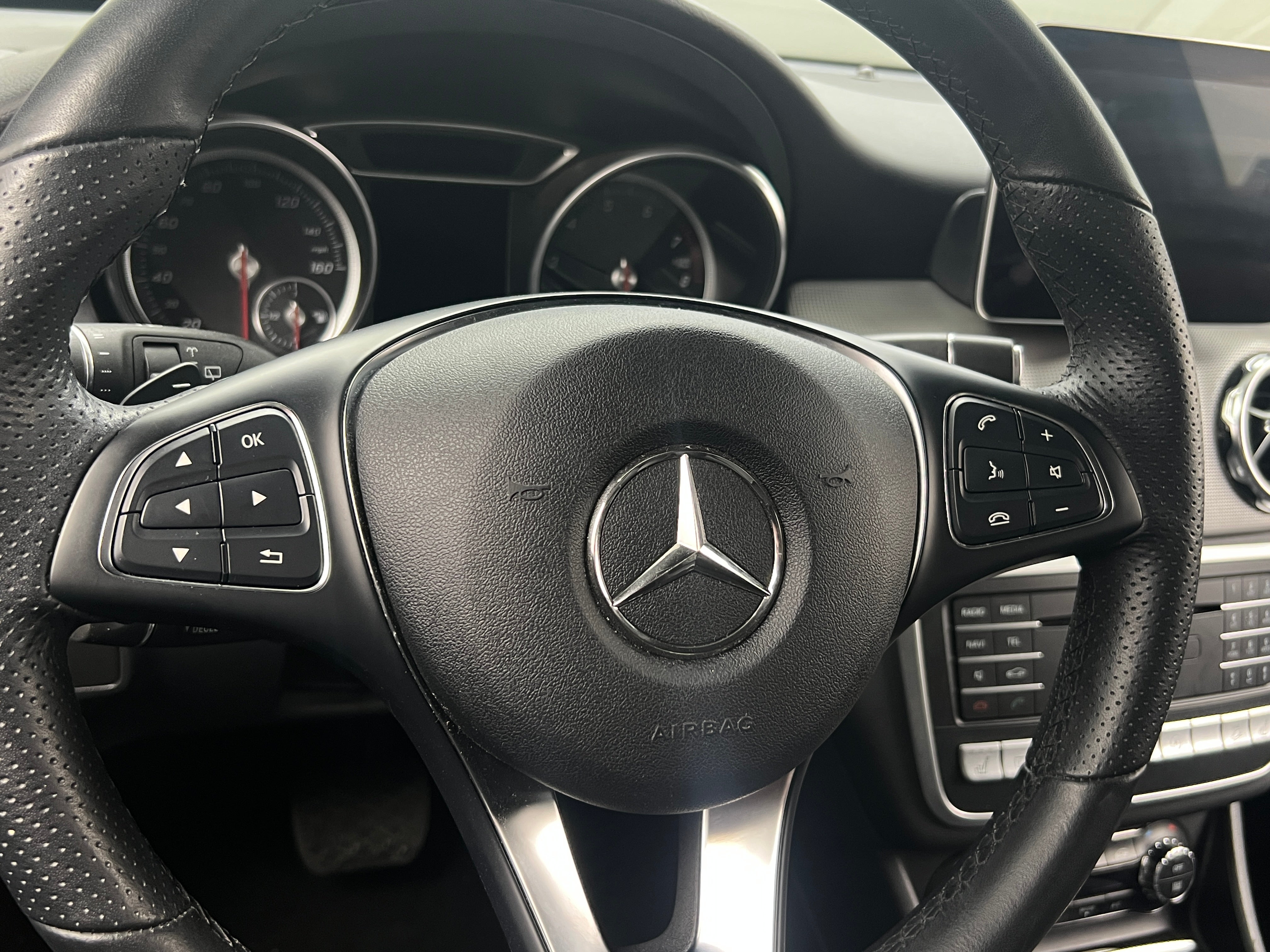 2019 Mercedes-Benz GLA 250 4MATIC 4
