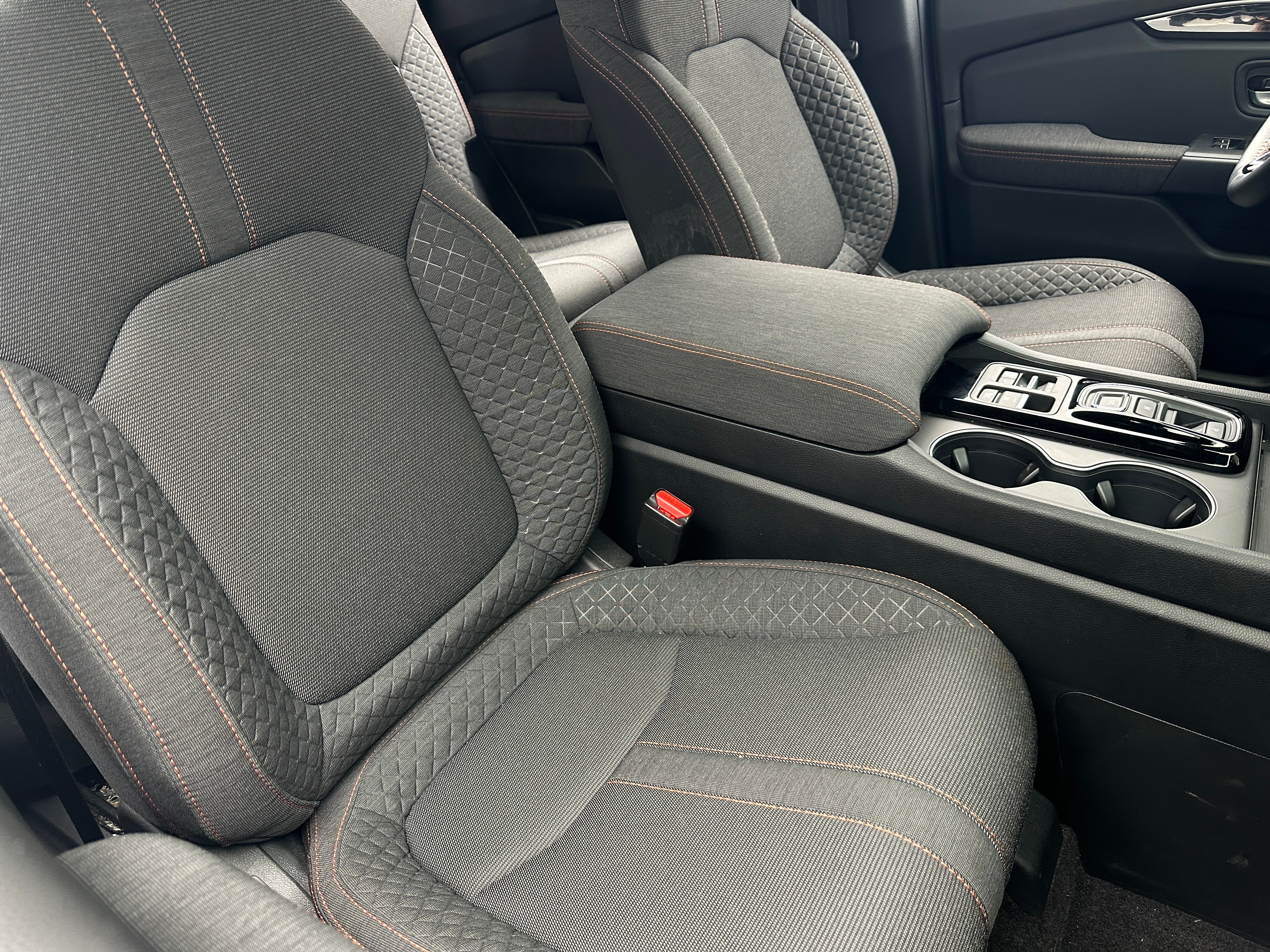 2025 Honda Pilot Sport 2