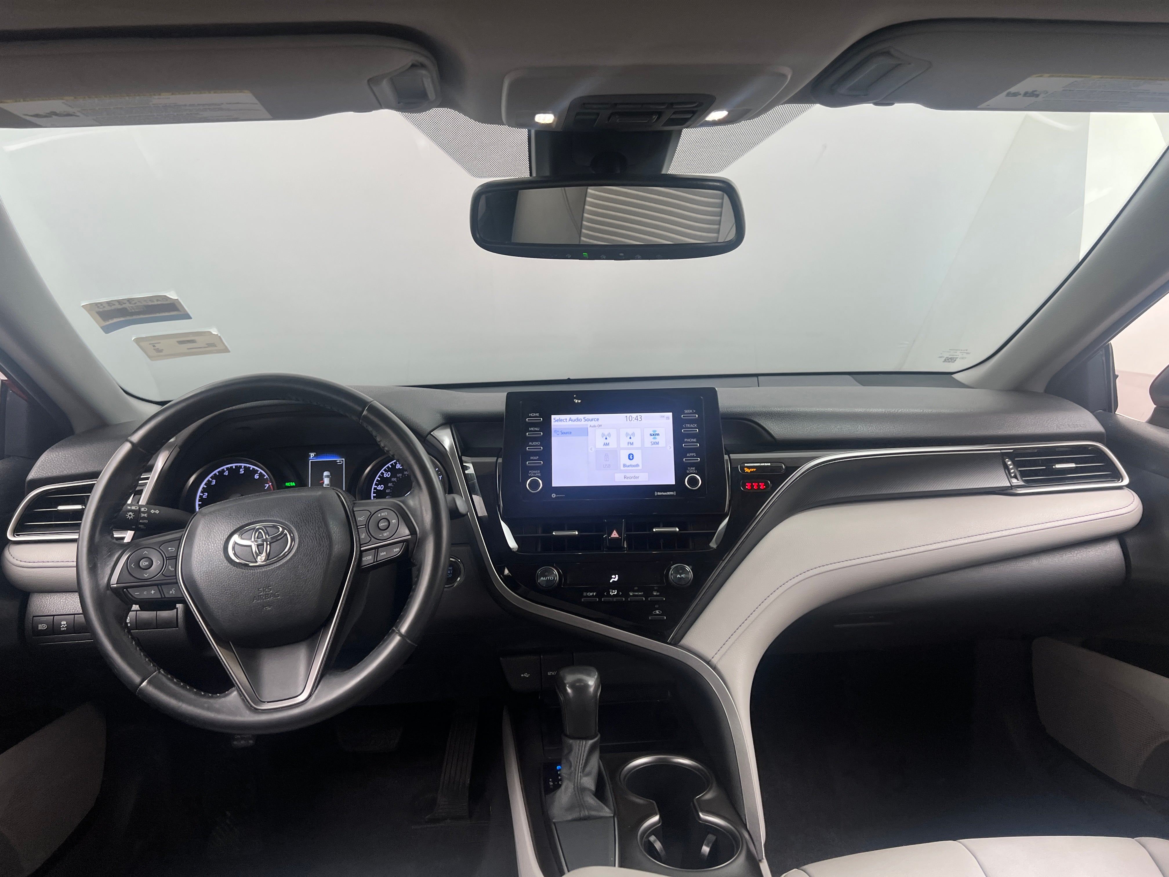 2021 Toyota Camry SE 2