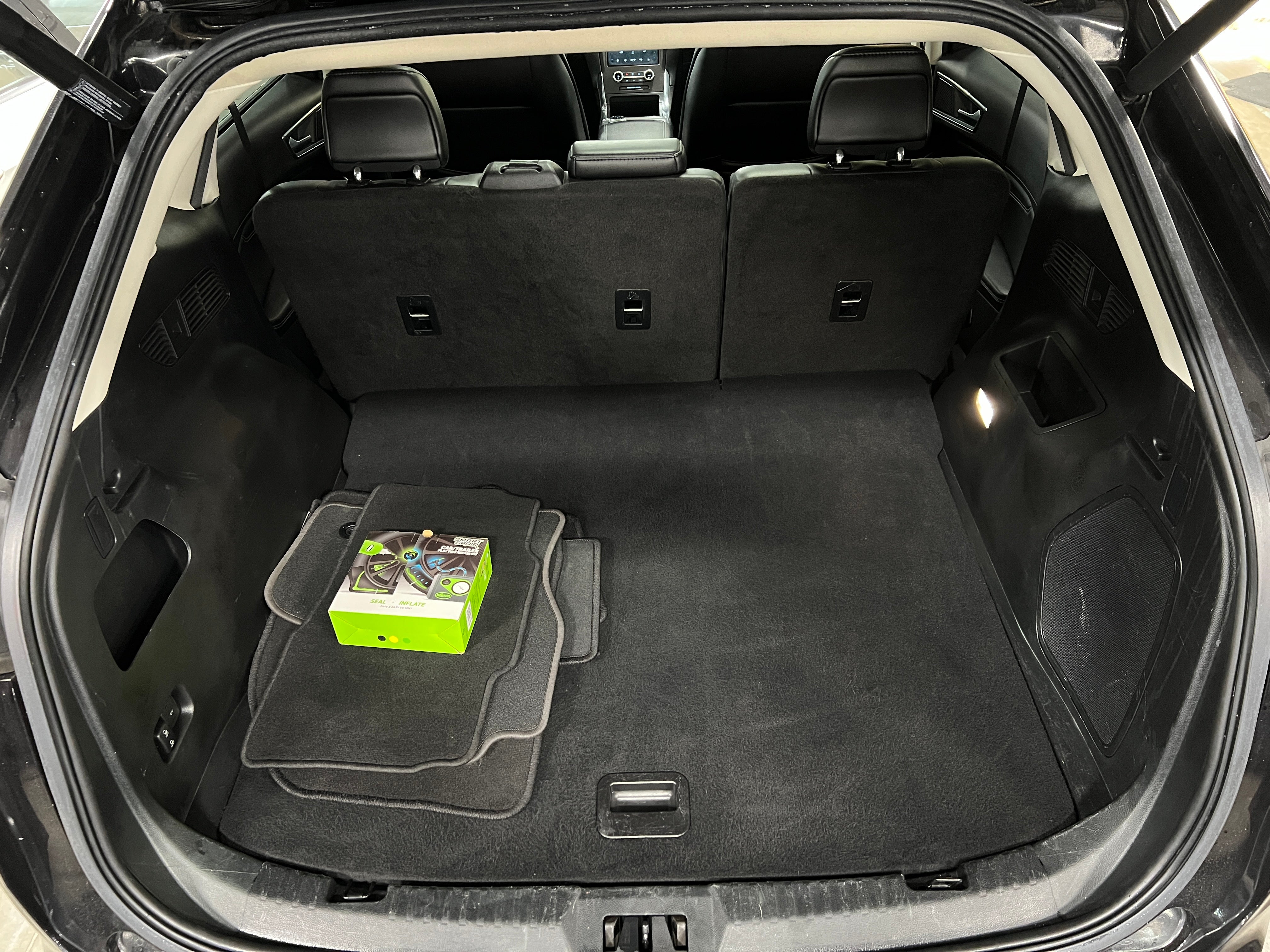 2021 Ford Edge Titanium 6