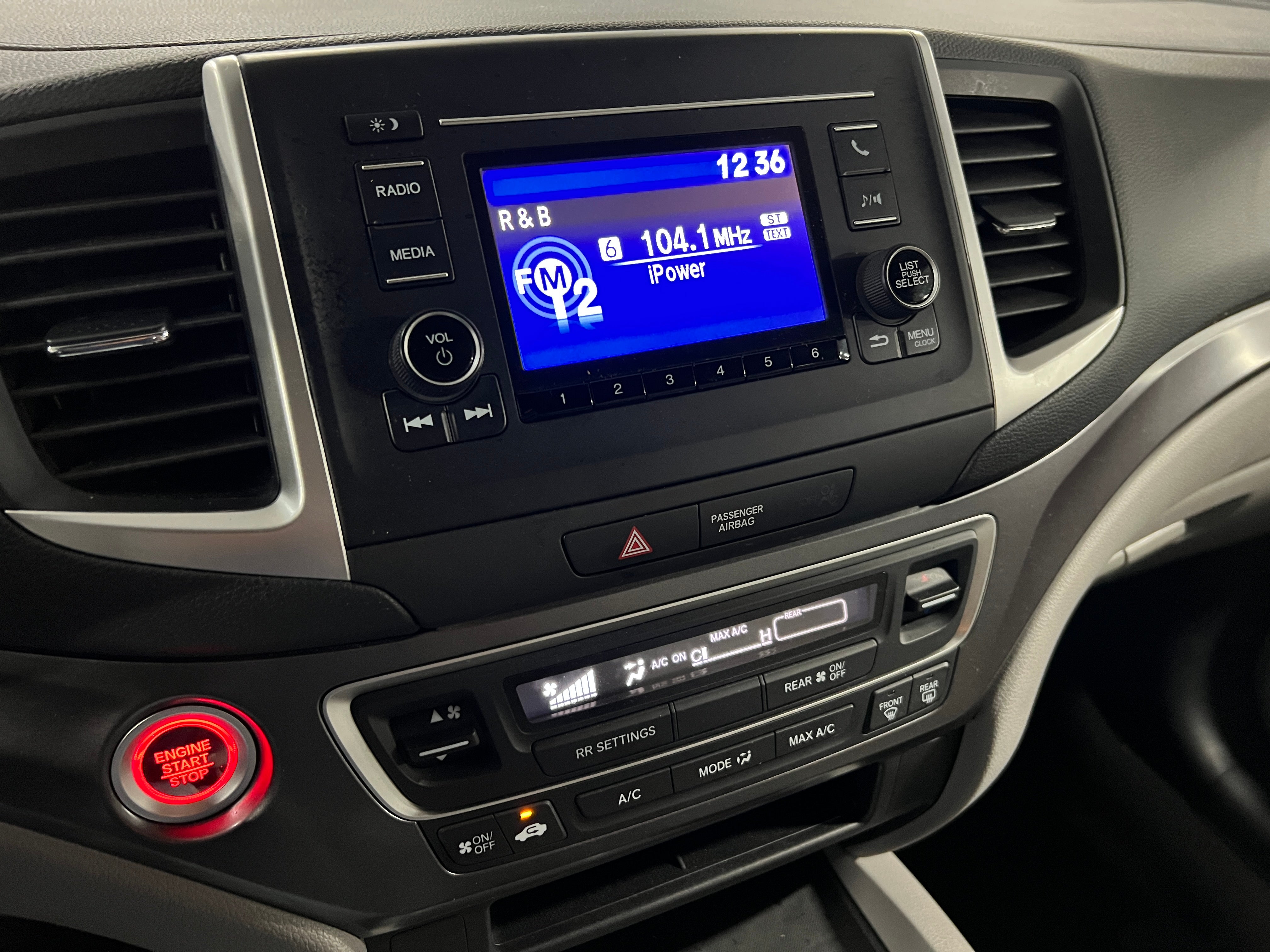 2018 Honda Pilot LX 4