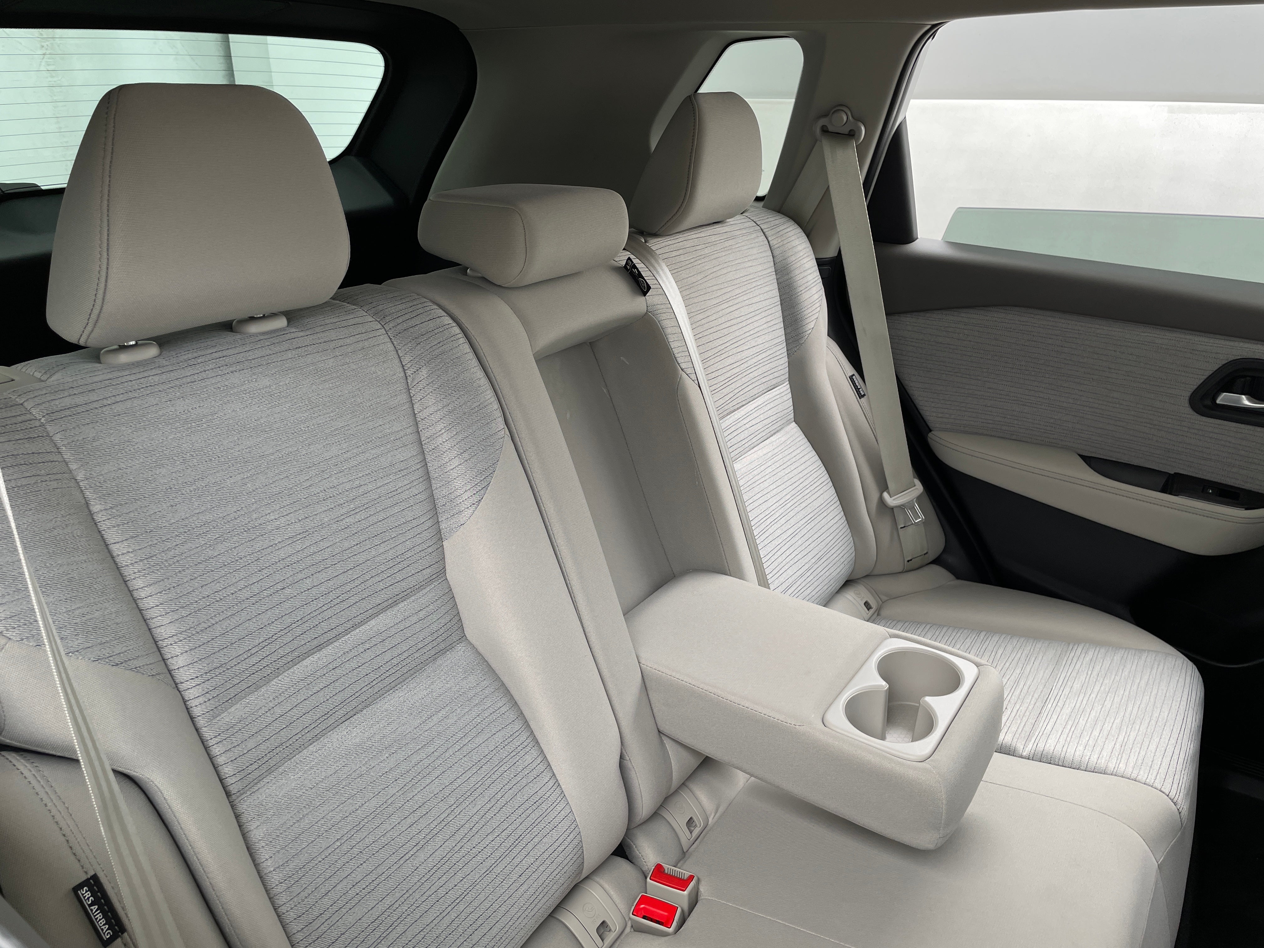 2021 Nissan Rogue SV 6