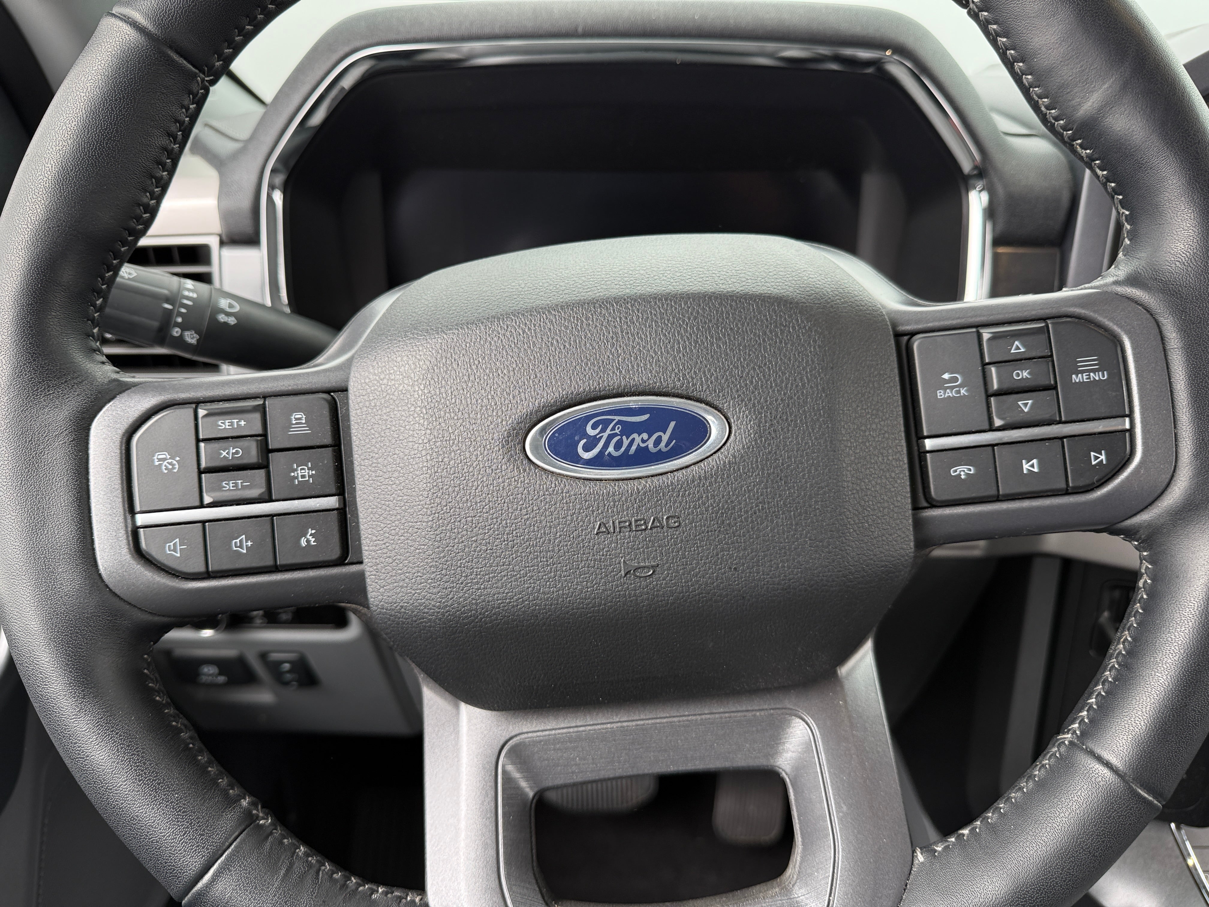 2023 Ford F-150 Lightning XLT 5