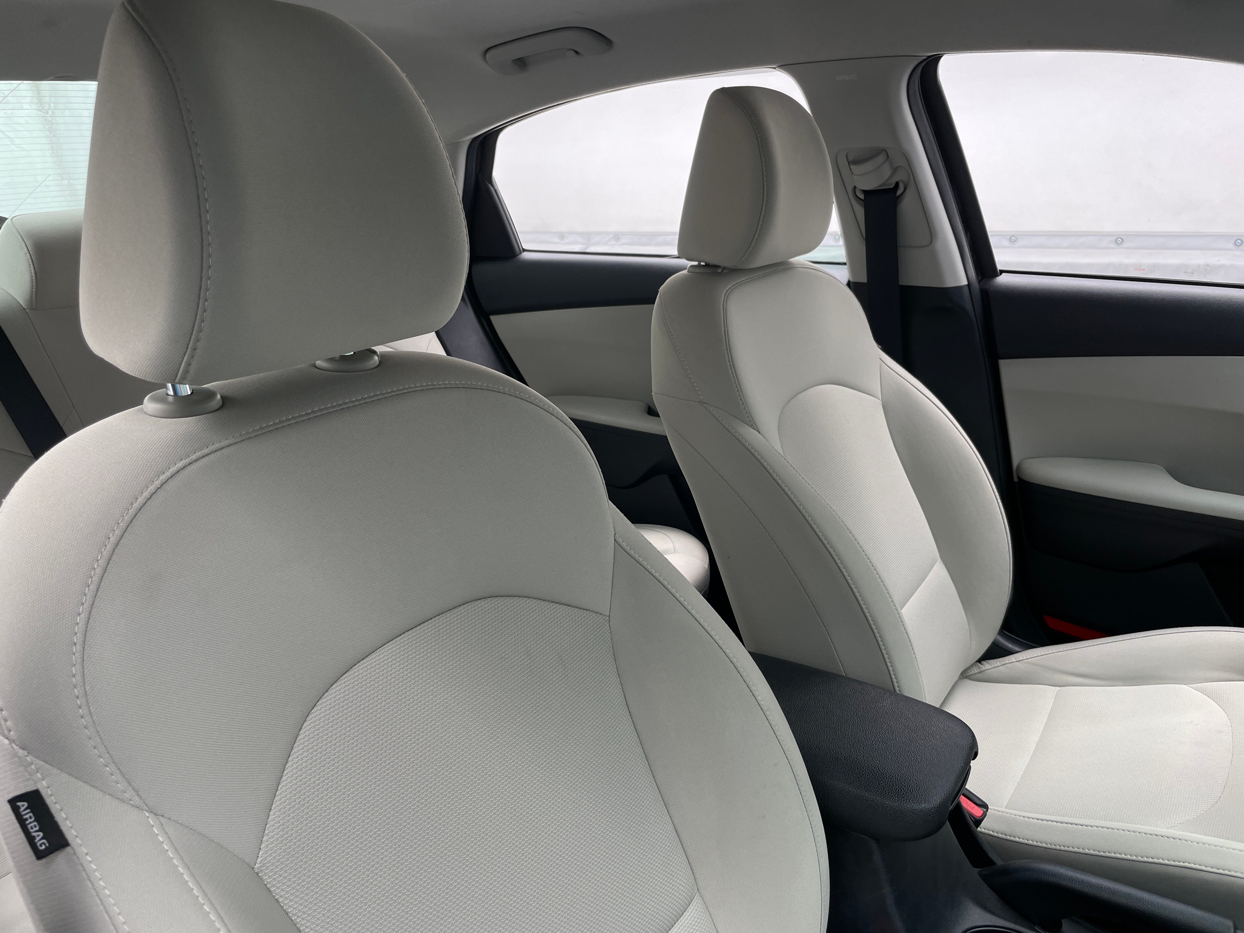 2023 Kia Forte LXS 2
