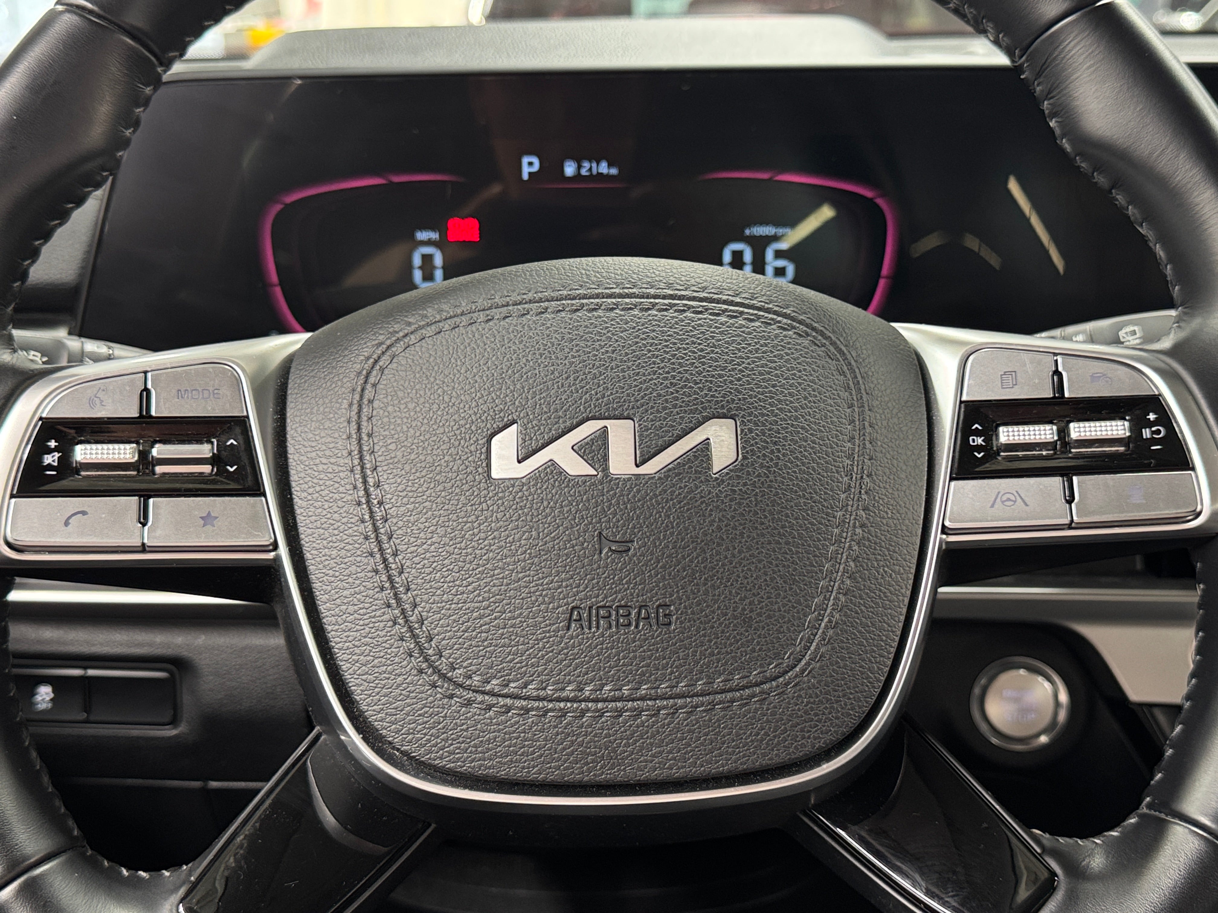 2024 Kia Telluride S 4