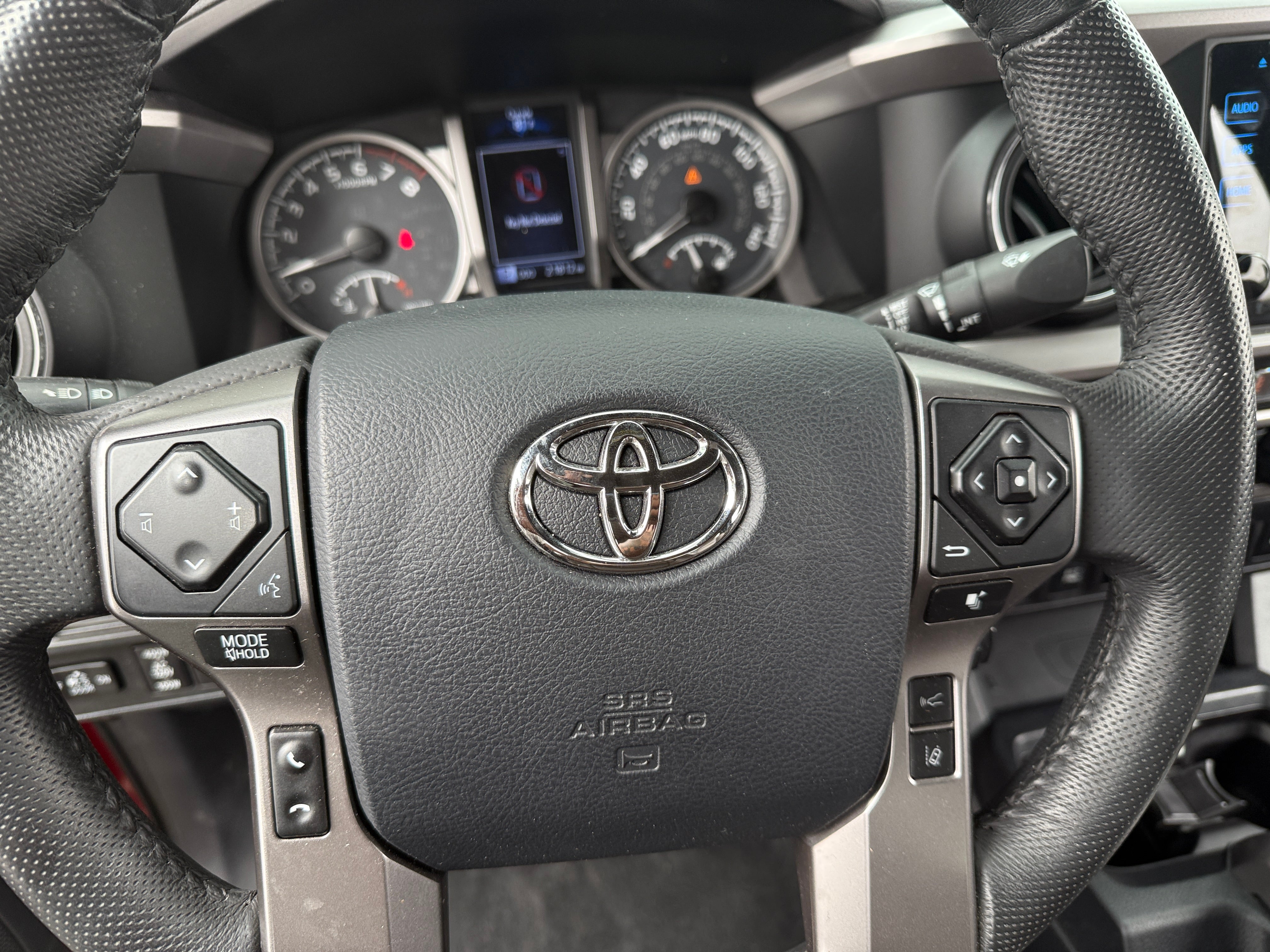 2018 Toyota Tacoma Limited 4