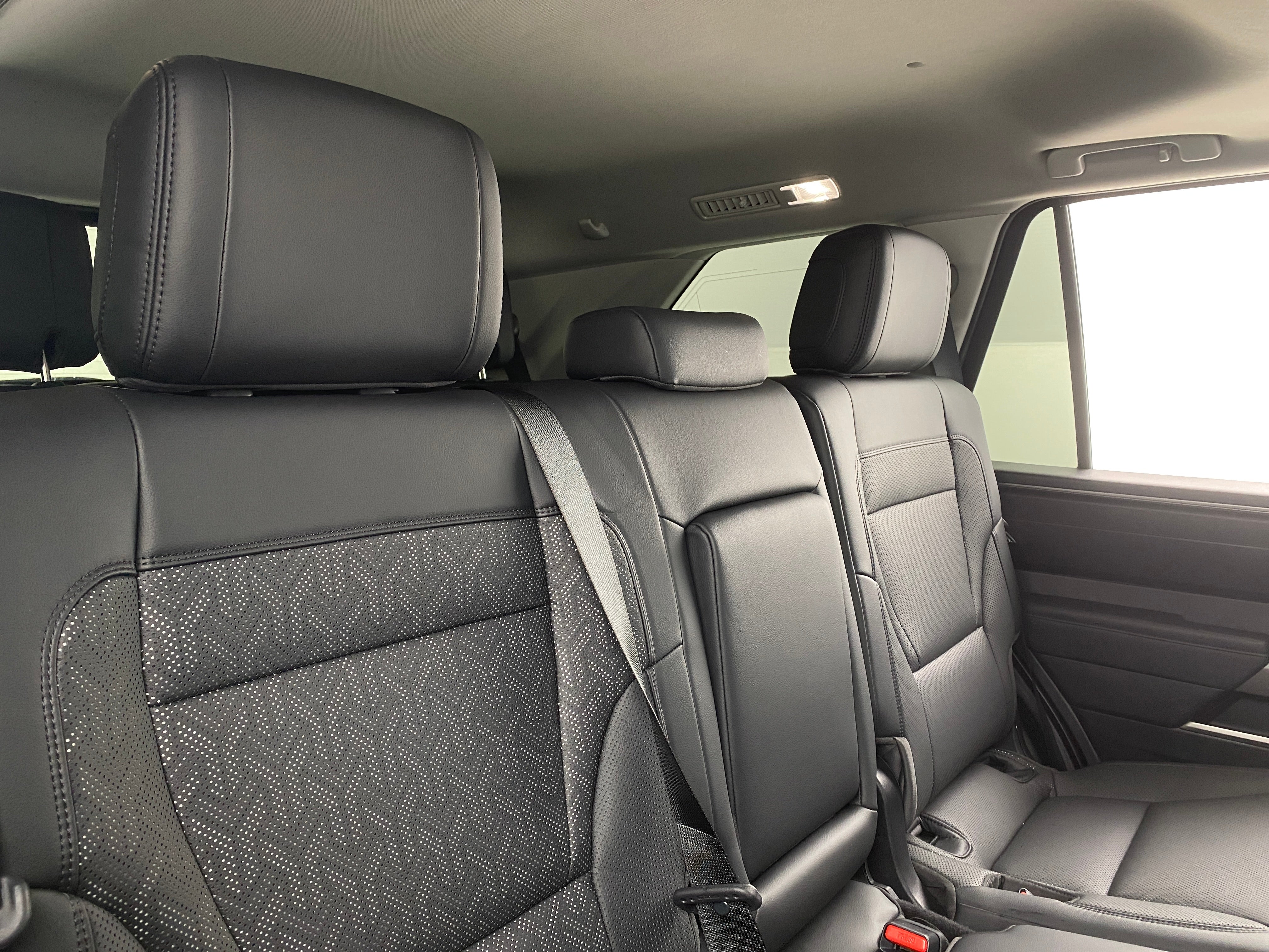 2023 Toyota Sequoia SR5 6