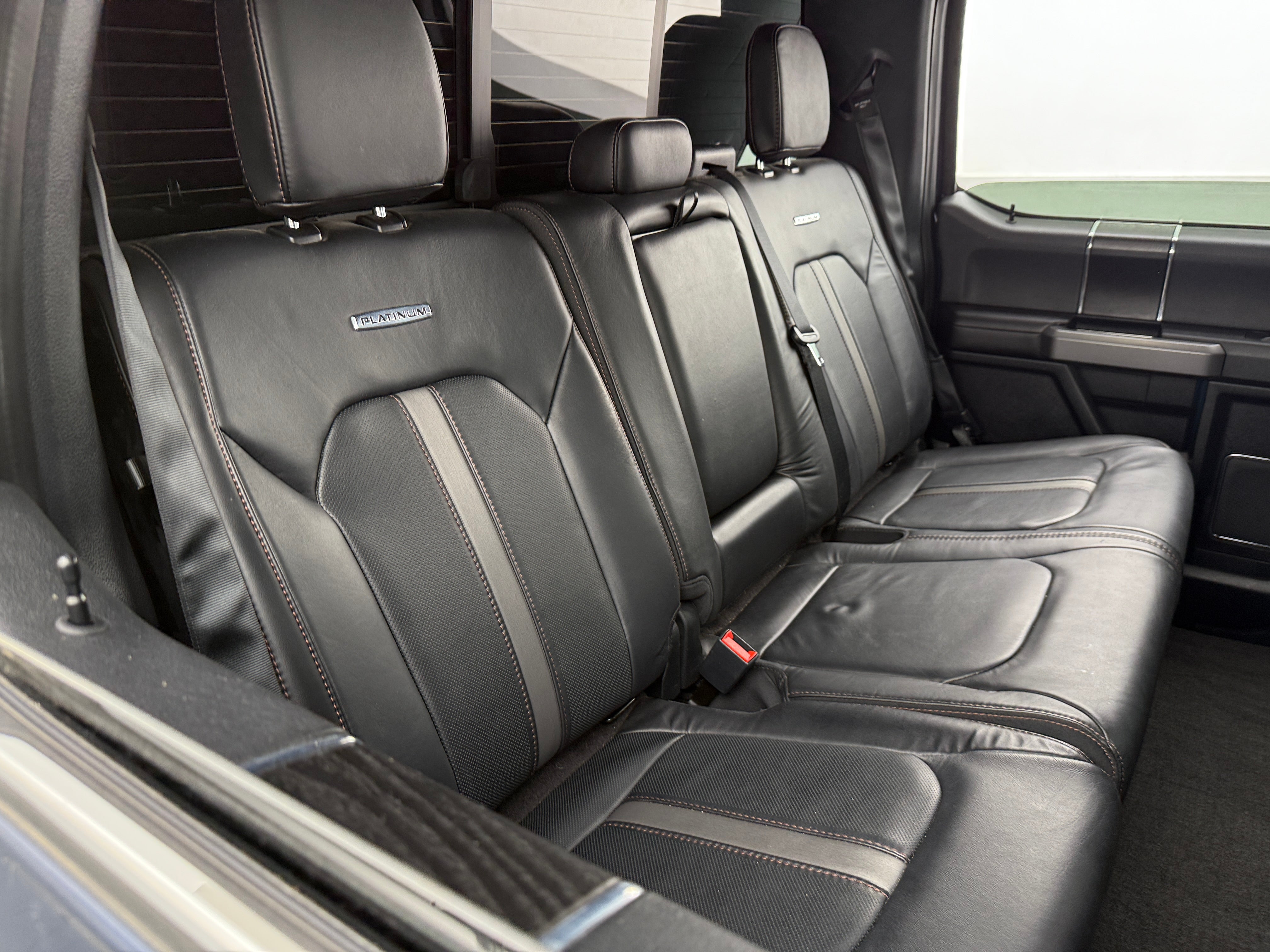 2020 Ford Econoline E-150 5
